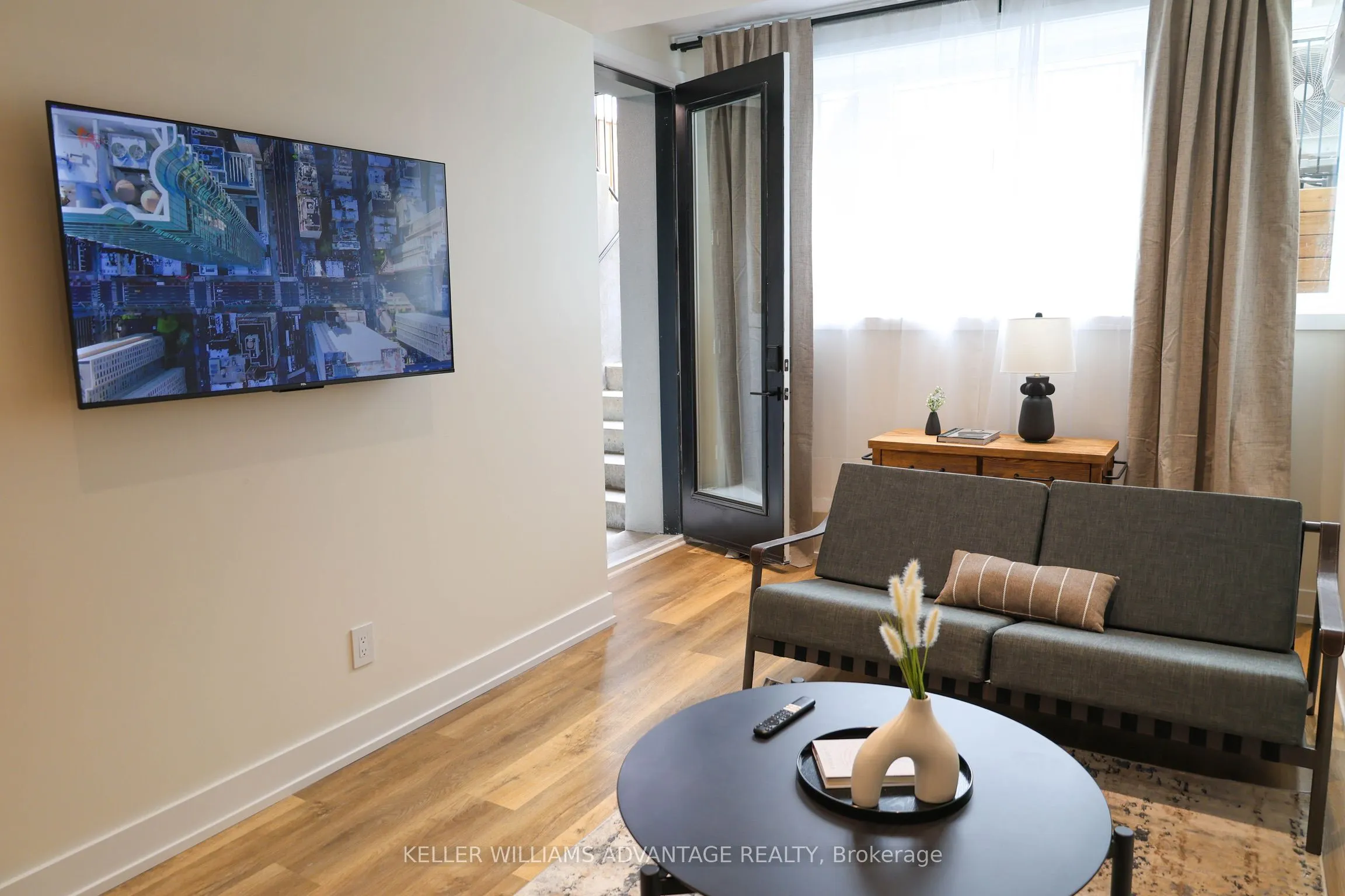 12 Batavia Avenue, #Unit 4