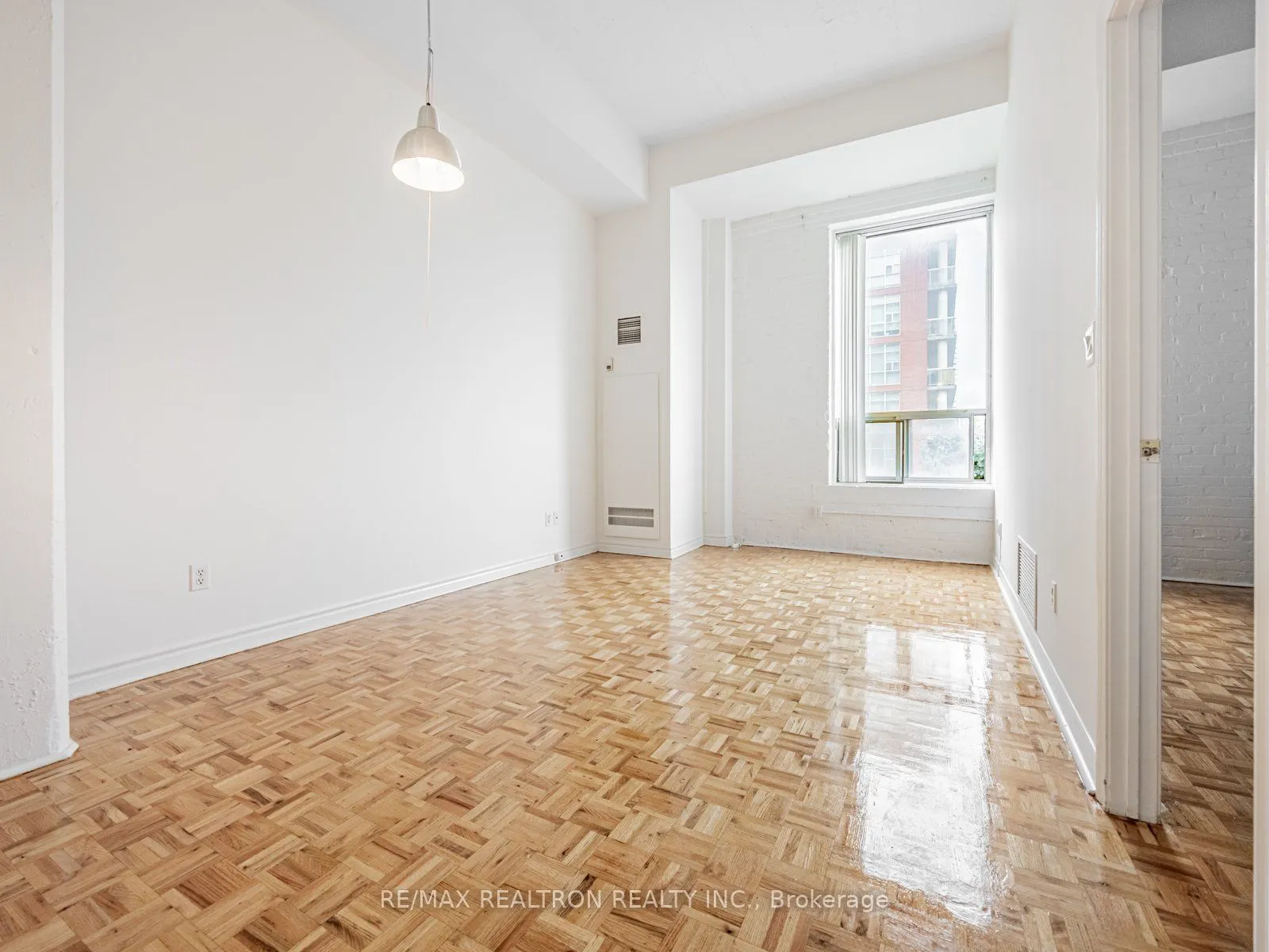 1401 Dupont Street, #624