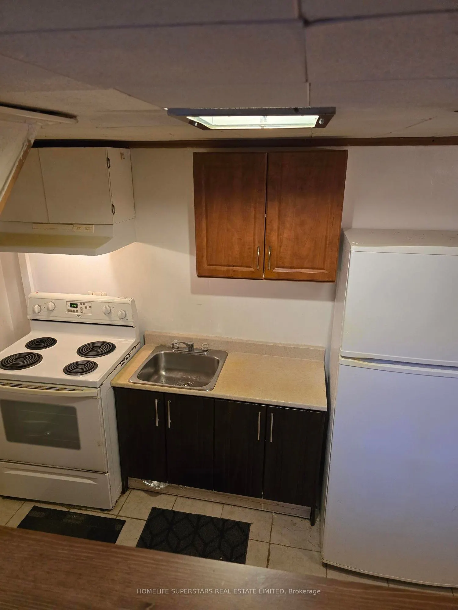 918 Islington (Bsmnt) Avenue
