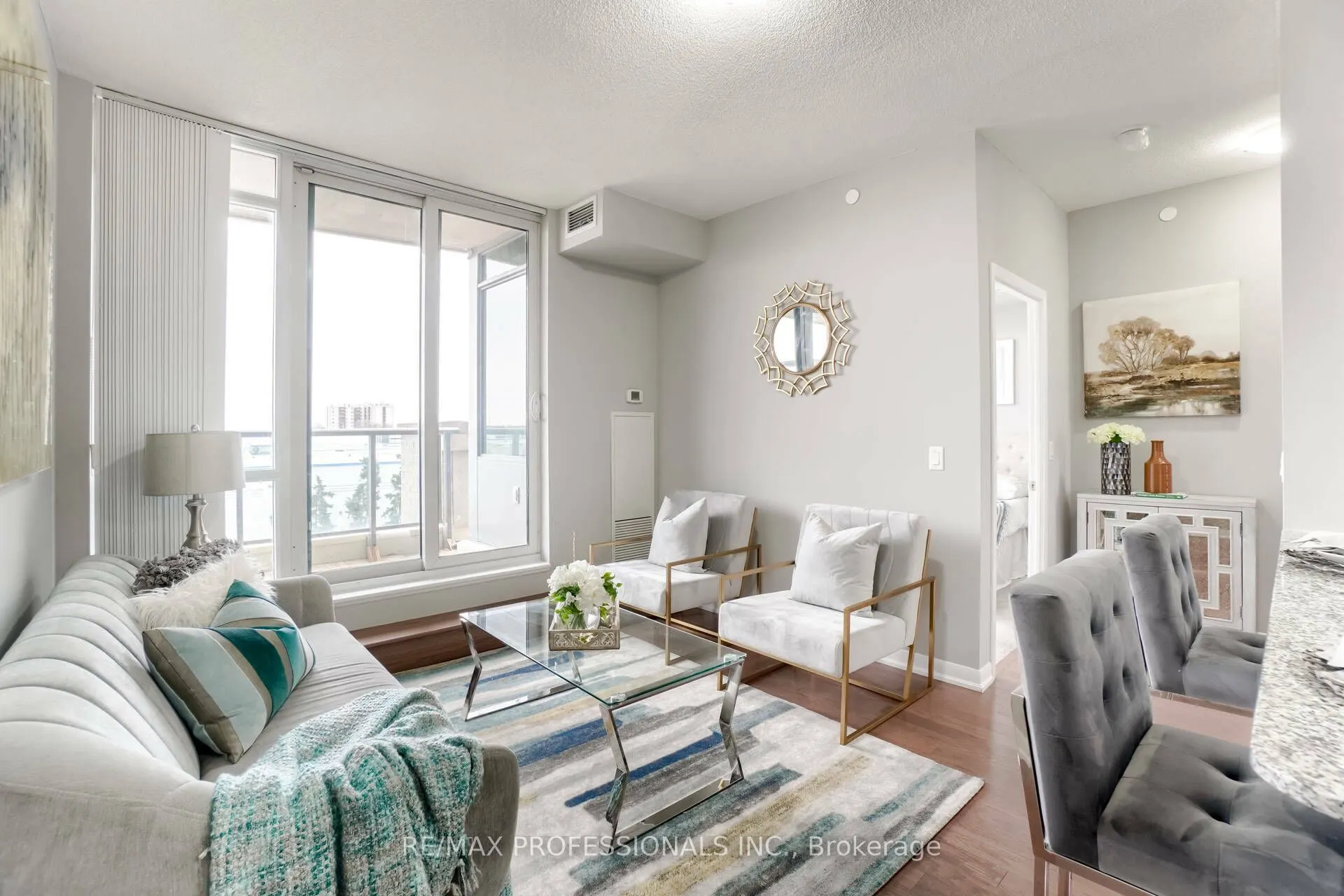 205 Sherway Gardens Road, #2208