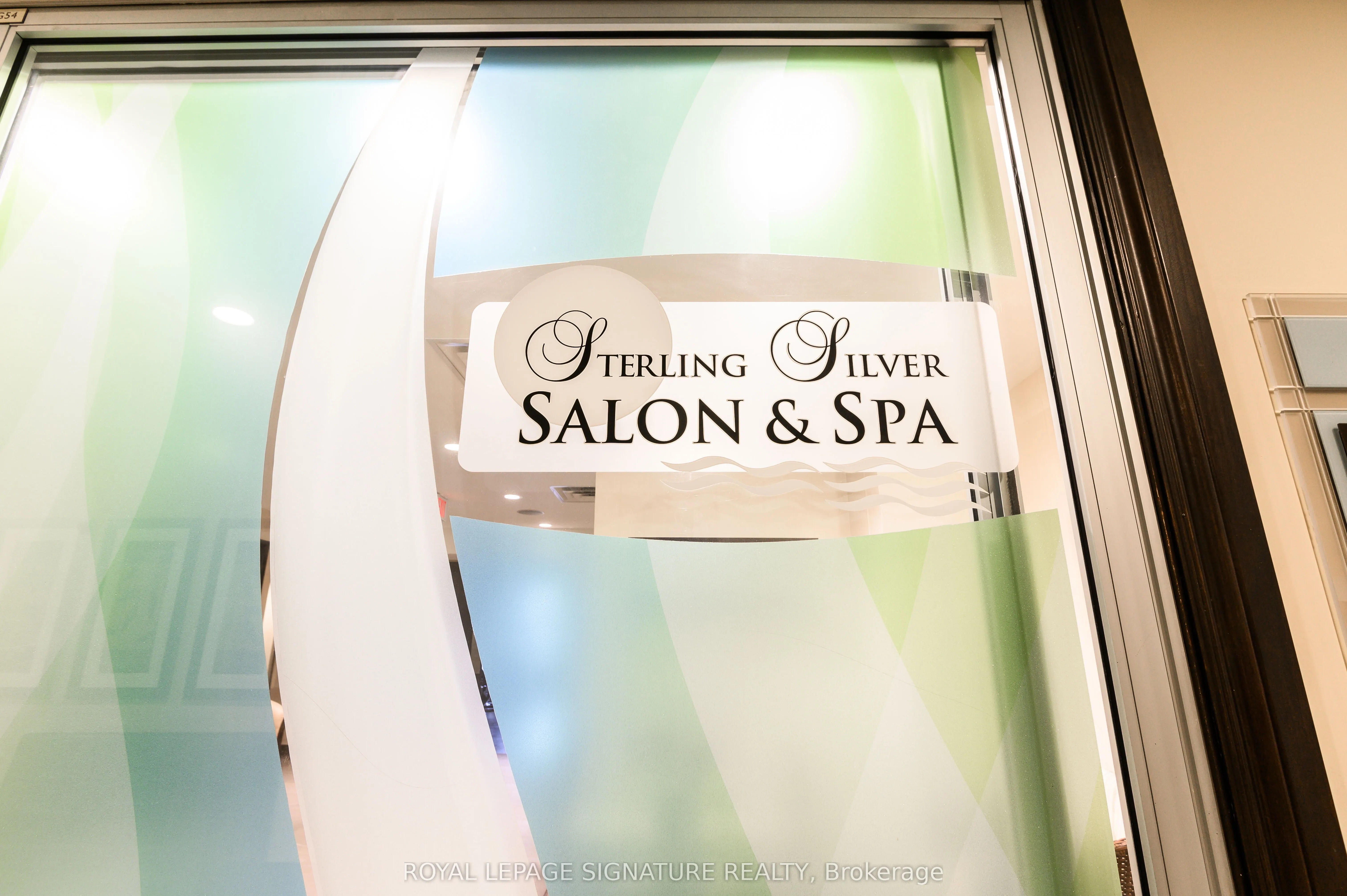 810 Scollard Court, #1003