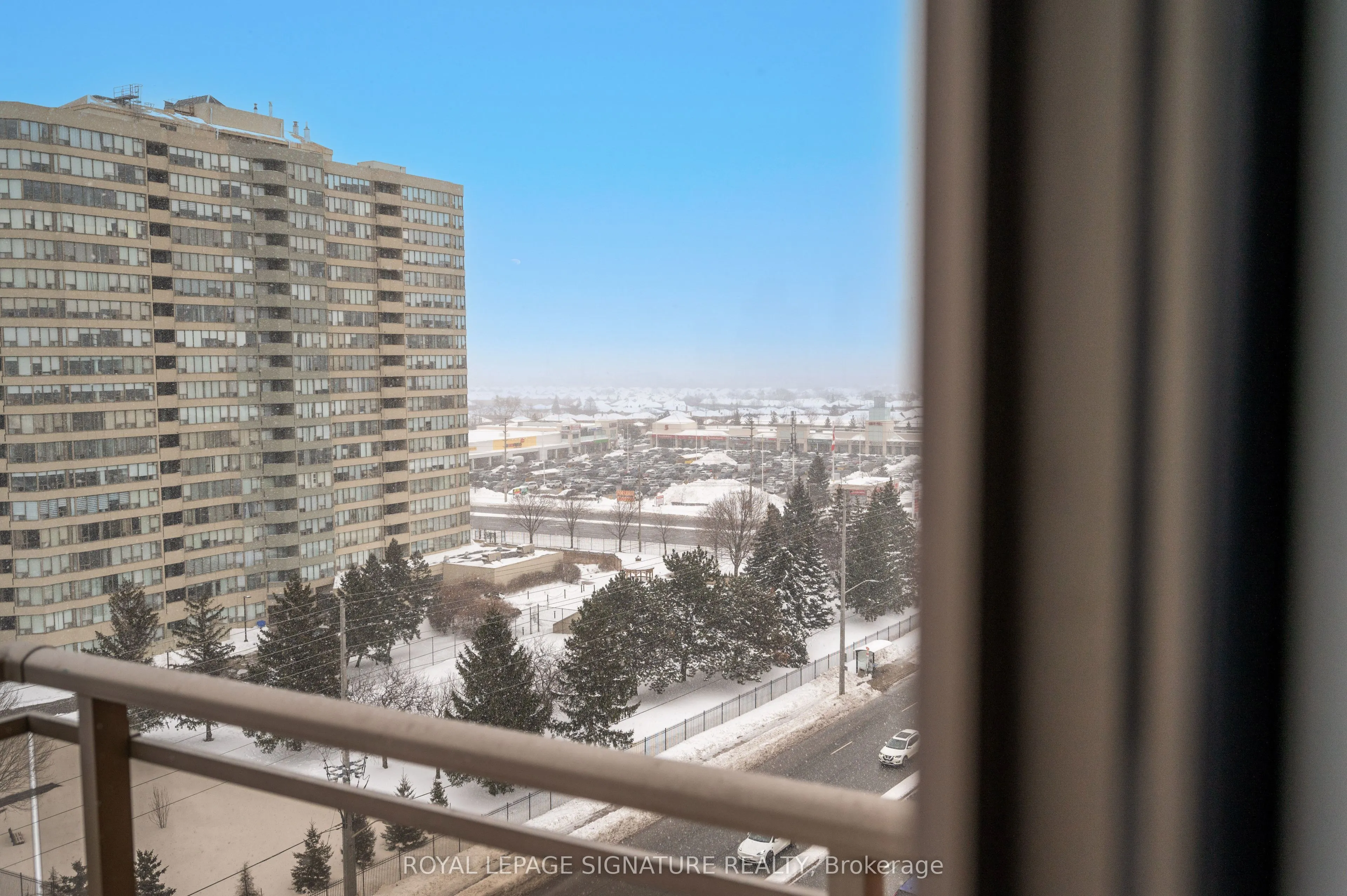 810 Scollard Court, #1003