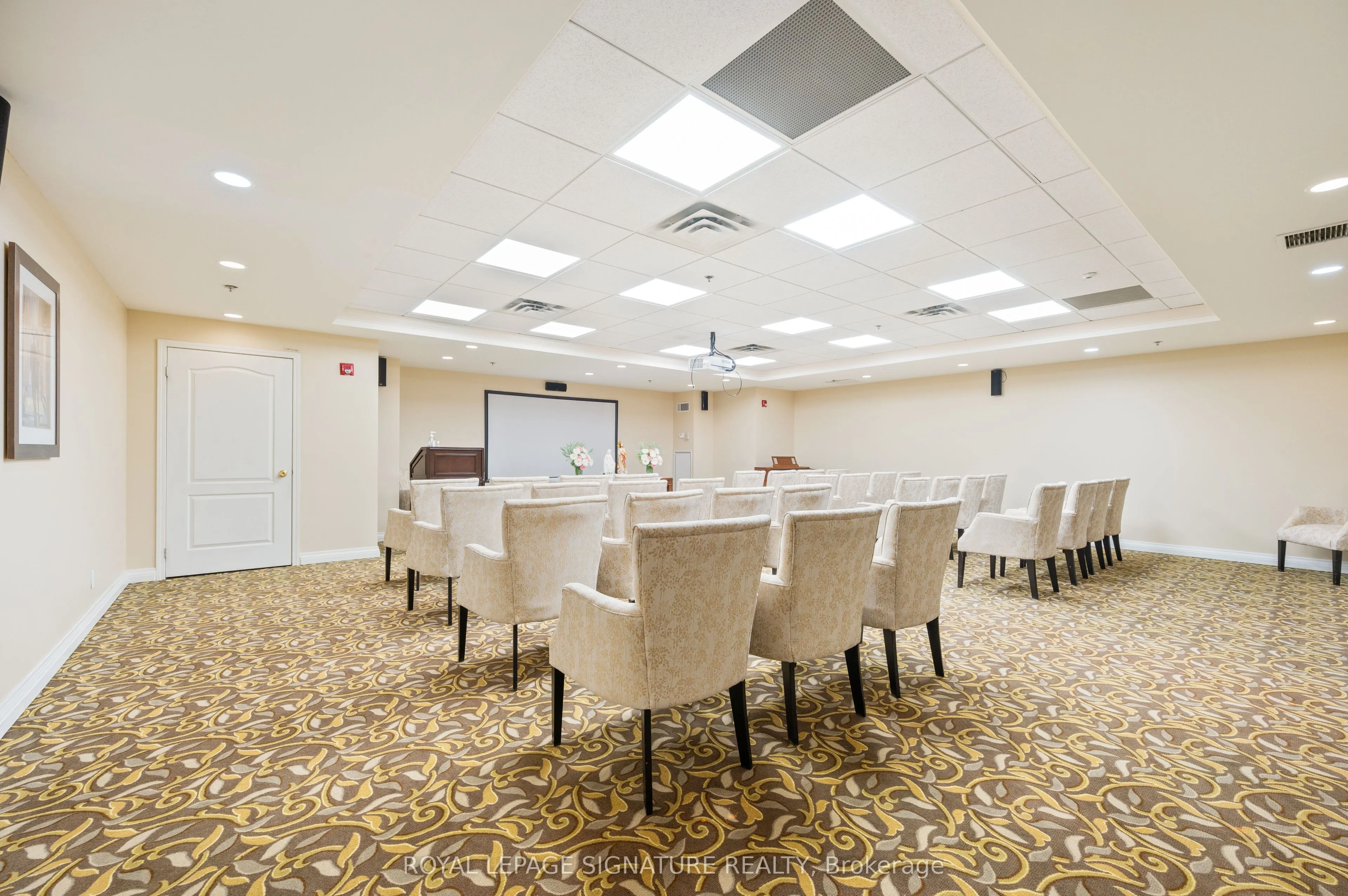 810 Scollard Court, #1003