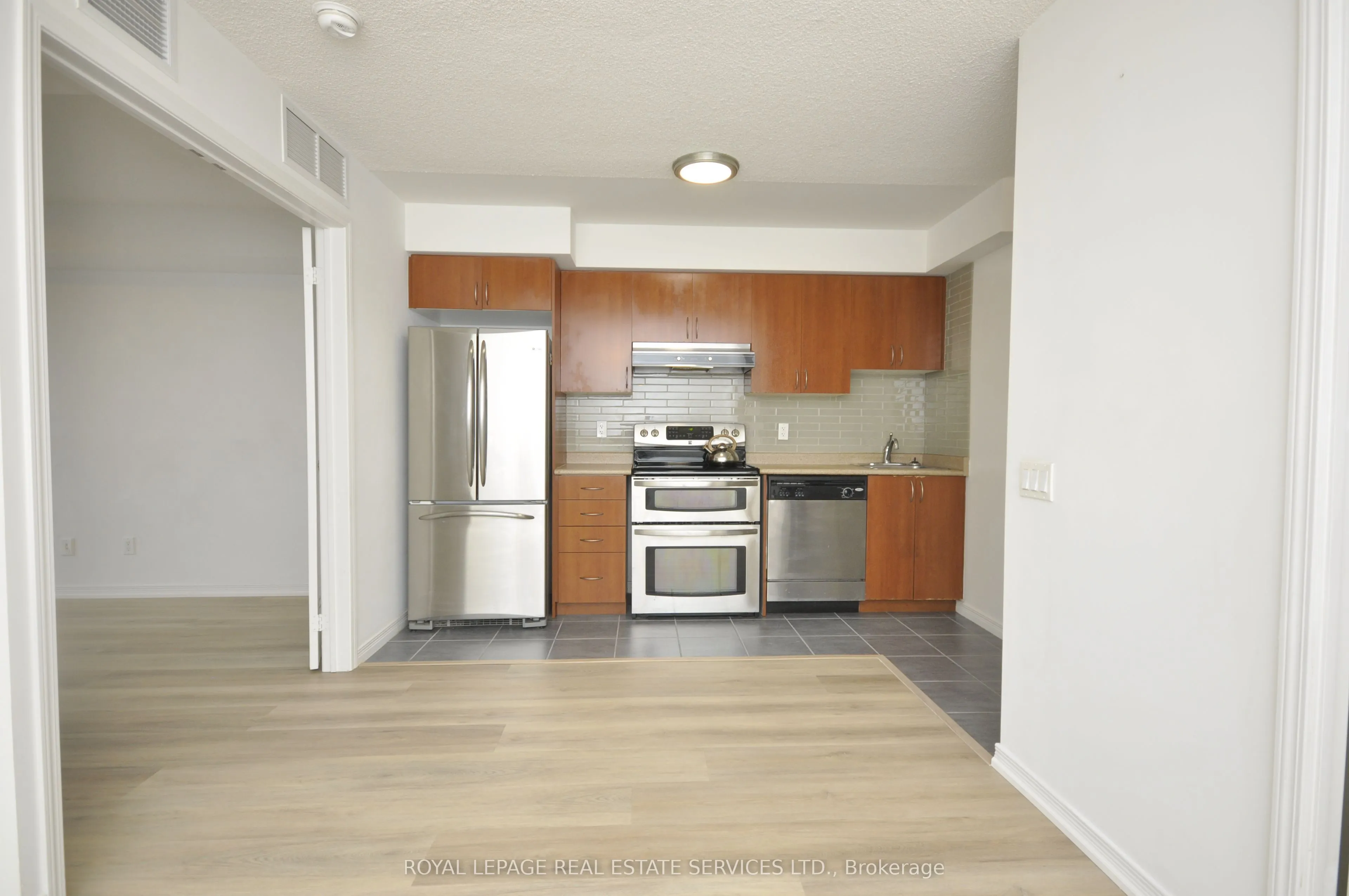 60 Heintzman Street, #1217