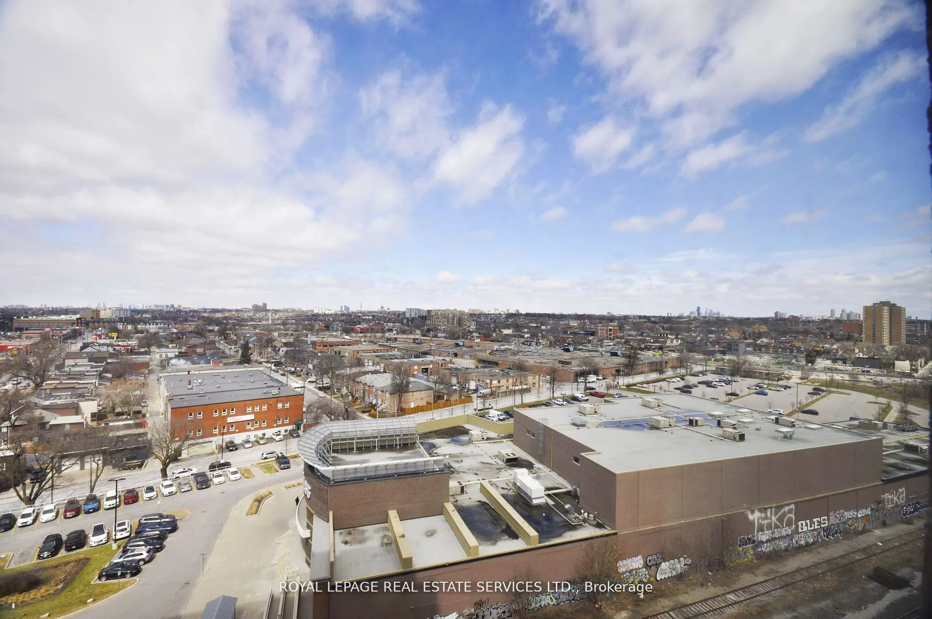 60 Heintzman Street, #1217