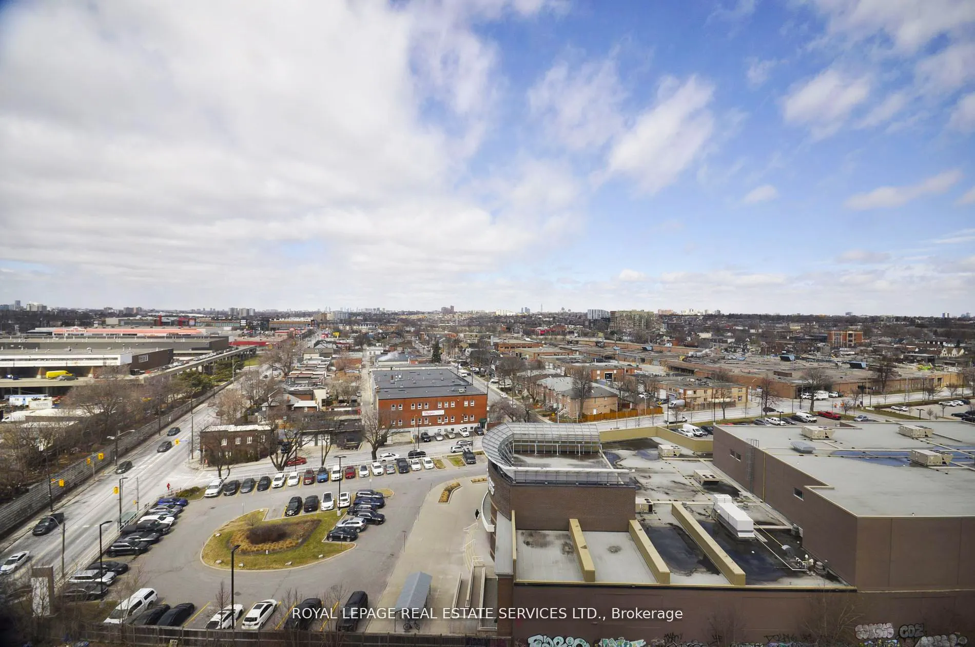 60 Heintzman Street, #1217