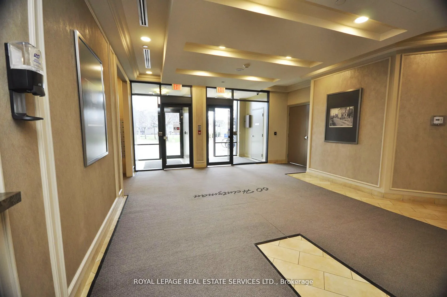 60 Heintzman Street, #1217