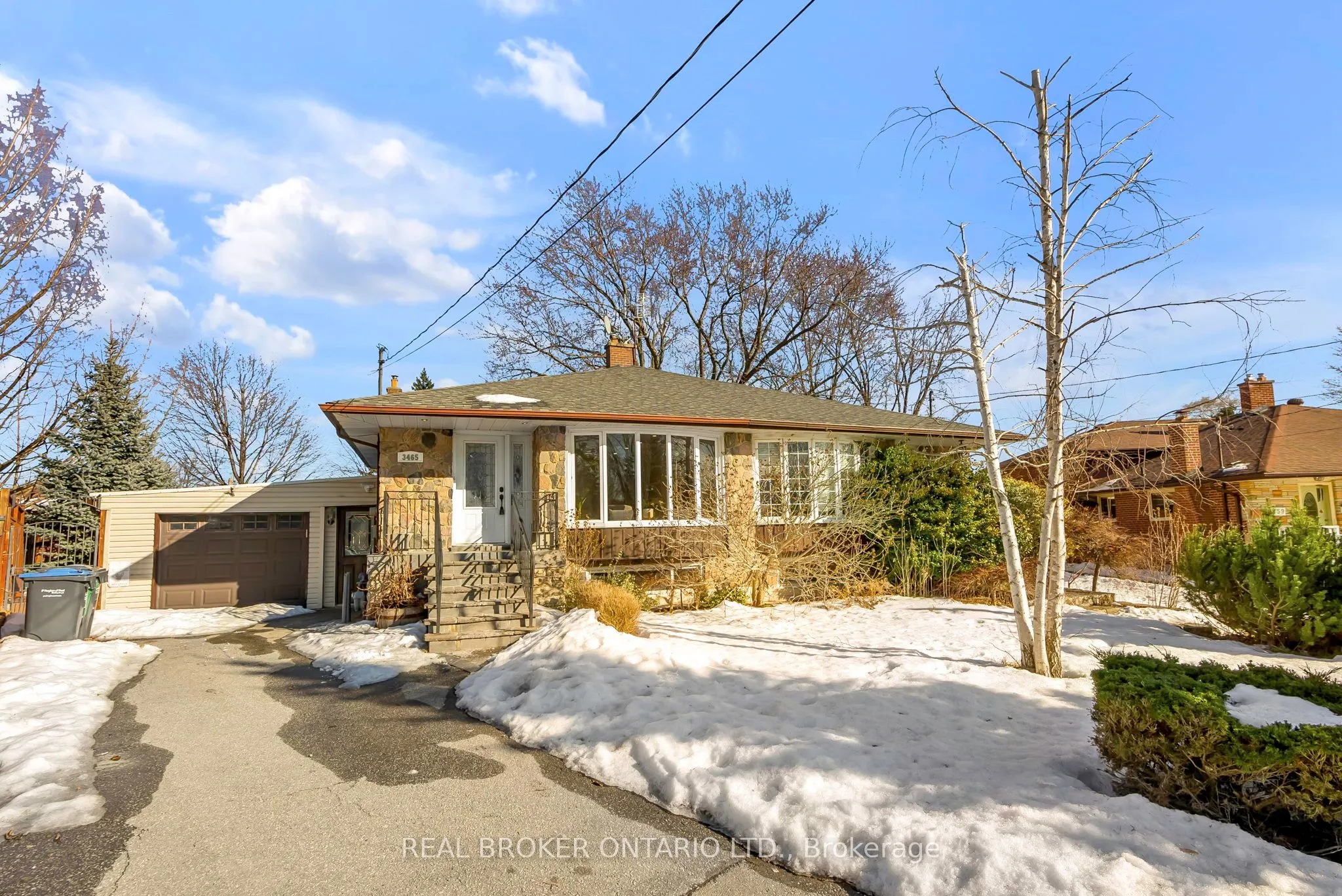 3465 Orion Crescent
