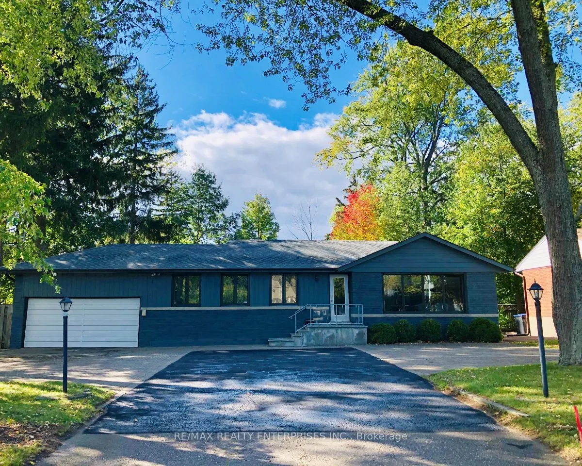 1358 Hurontario Street, #Unit 4