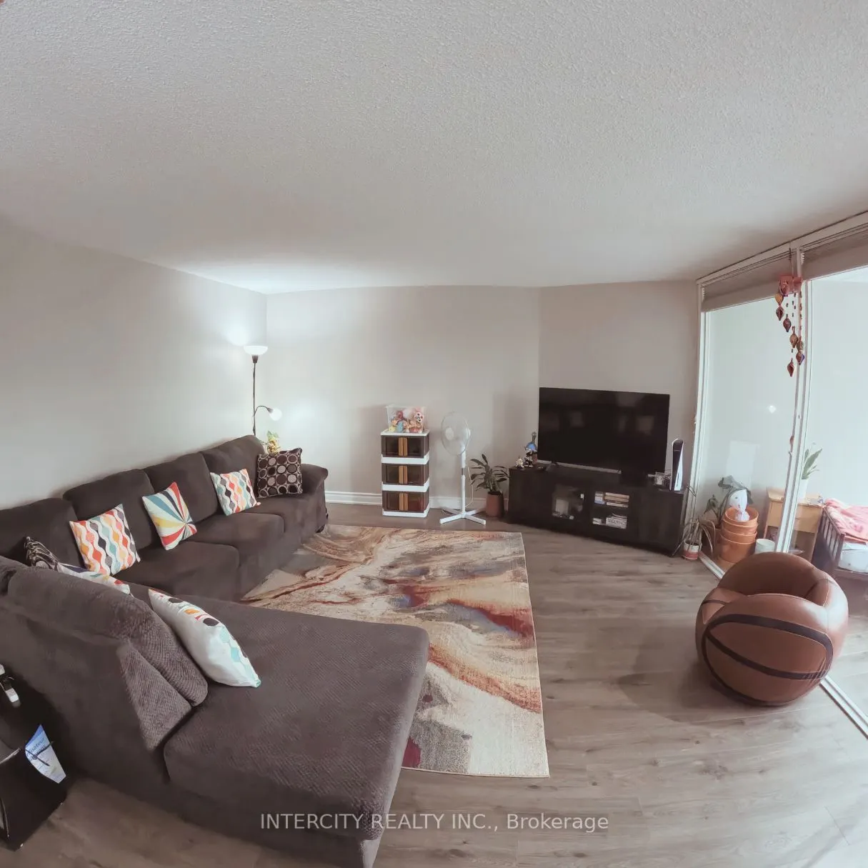 3695 Kaneff Crescent, #509