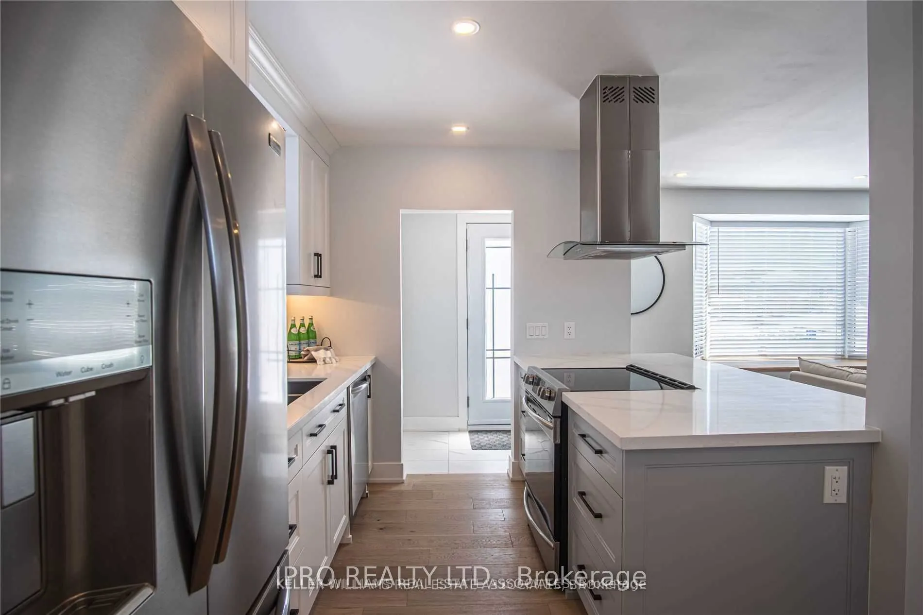 289 Elmwood Crescent