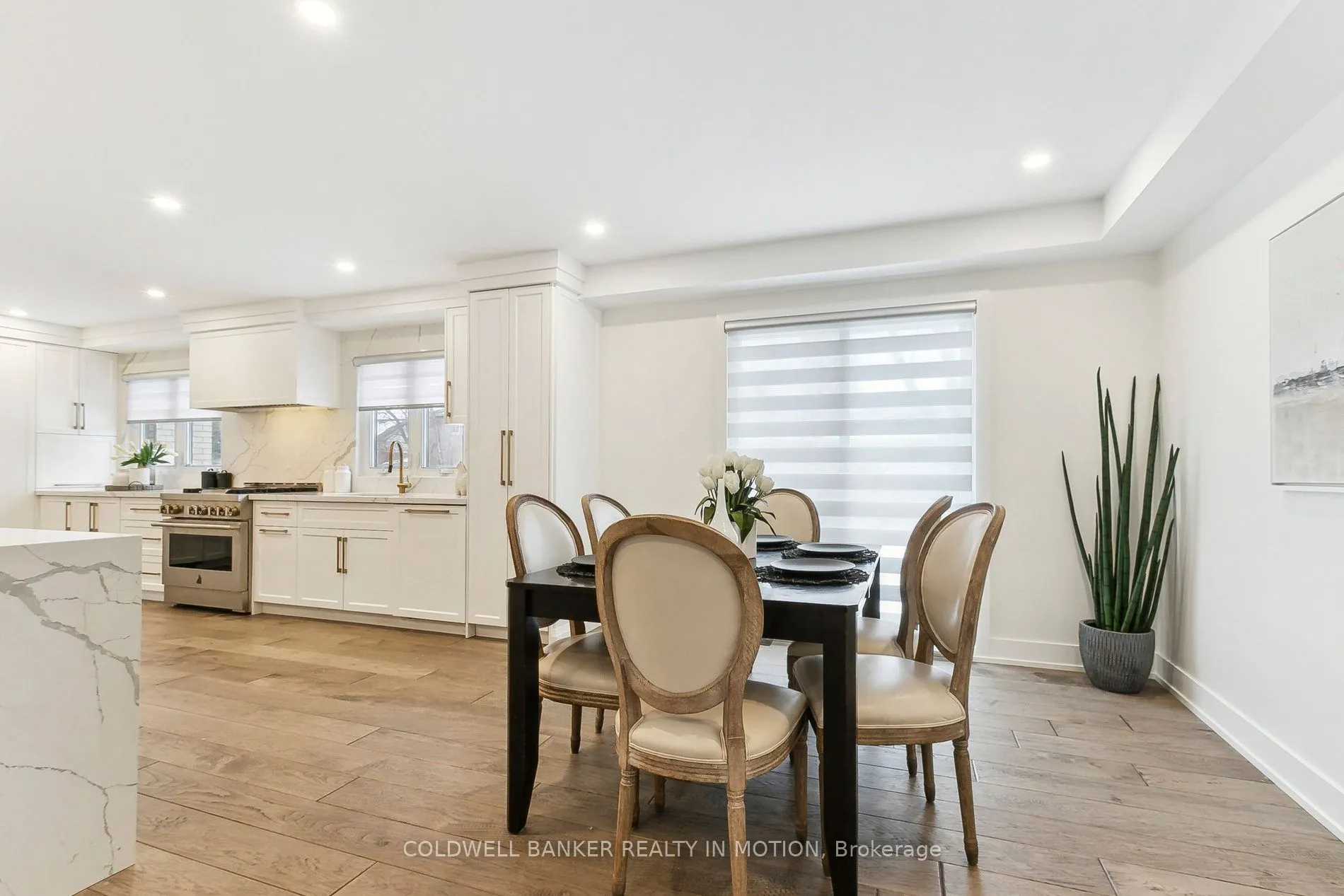 37 CHERRY POST Crescent