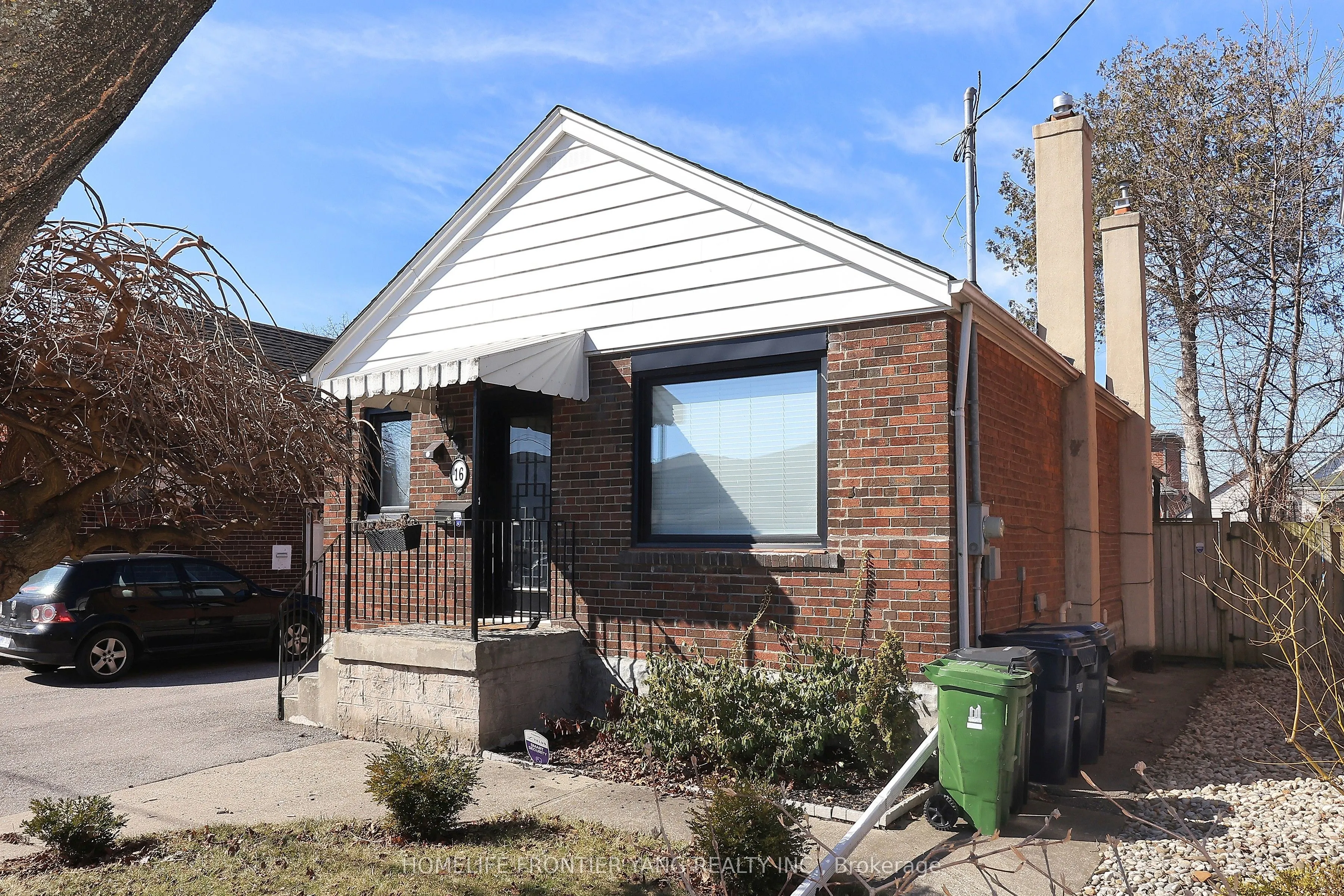16 Nineteenth Street