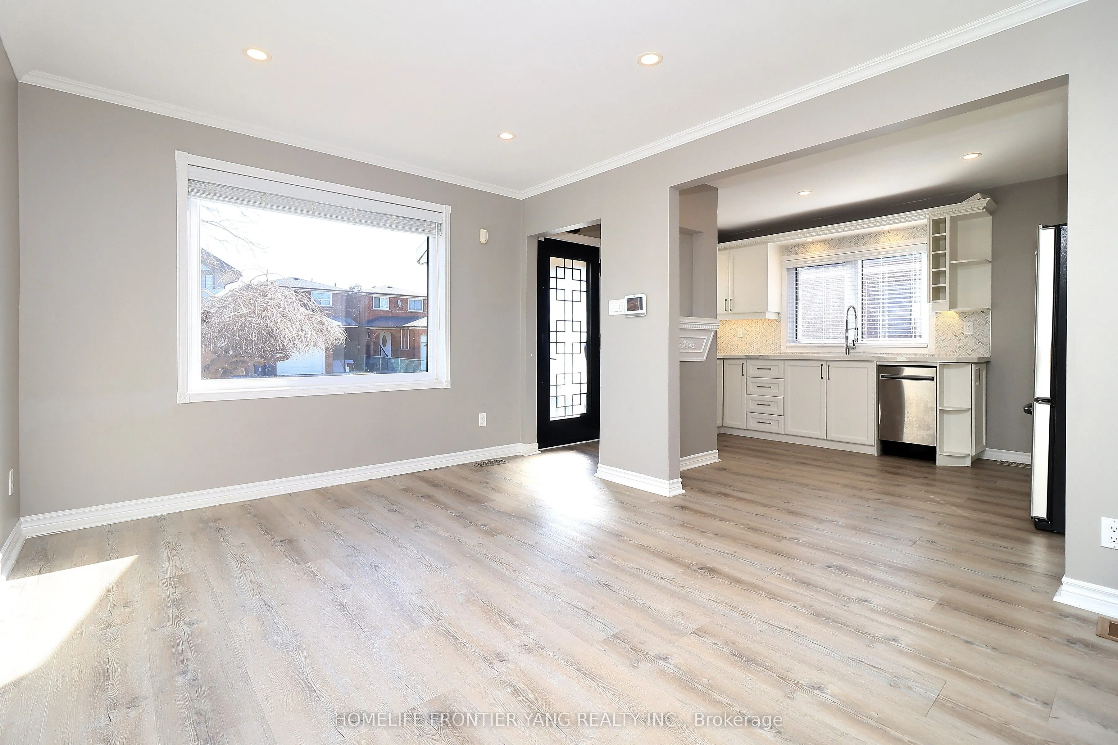 16 Nineteenth Street