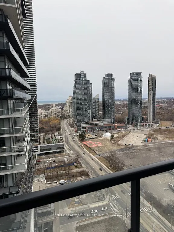 38 Annie Craig Drive #2707
