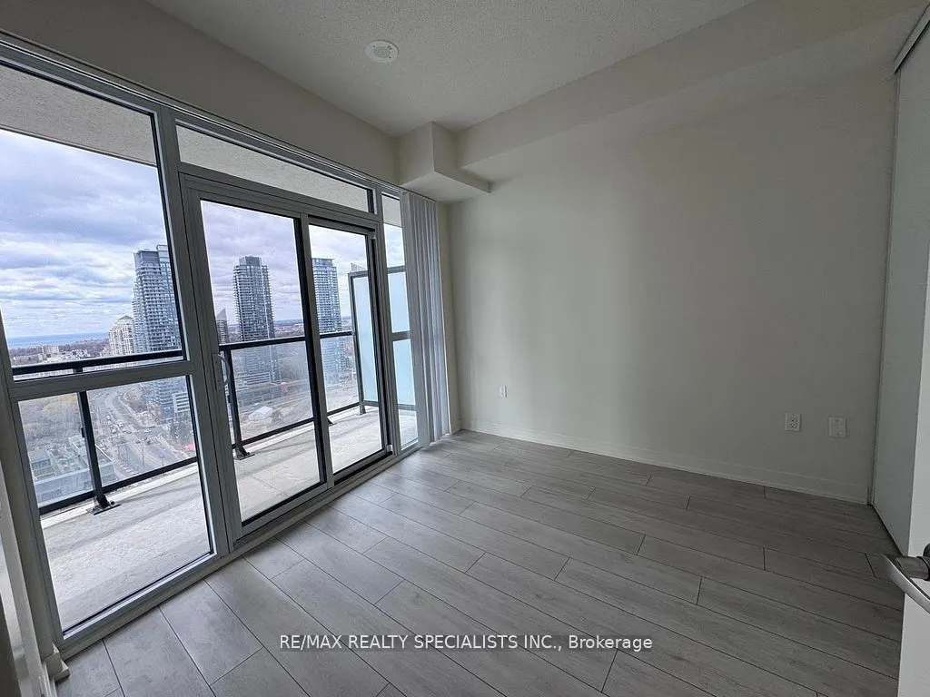 38 Annie Craig Drive #2707