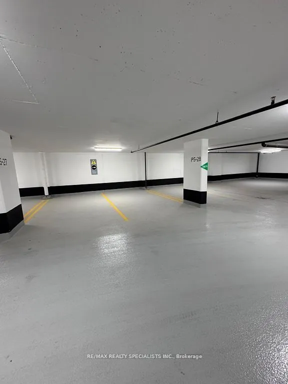 38 Annie Craig Drive #2707