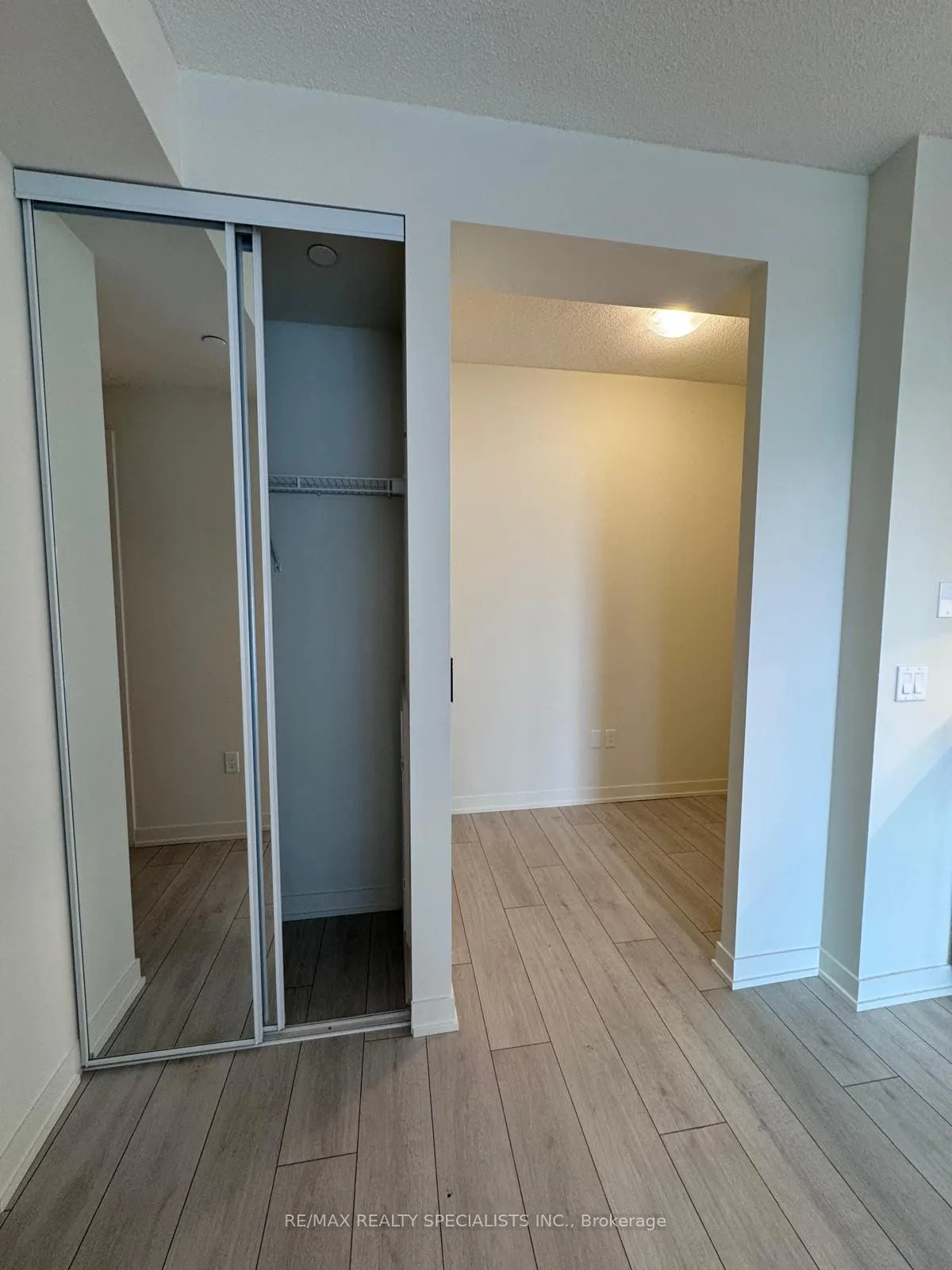 38 Annie Craig Drive #2707