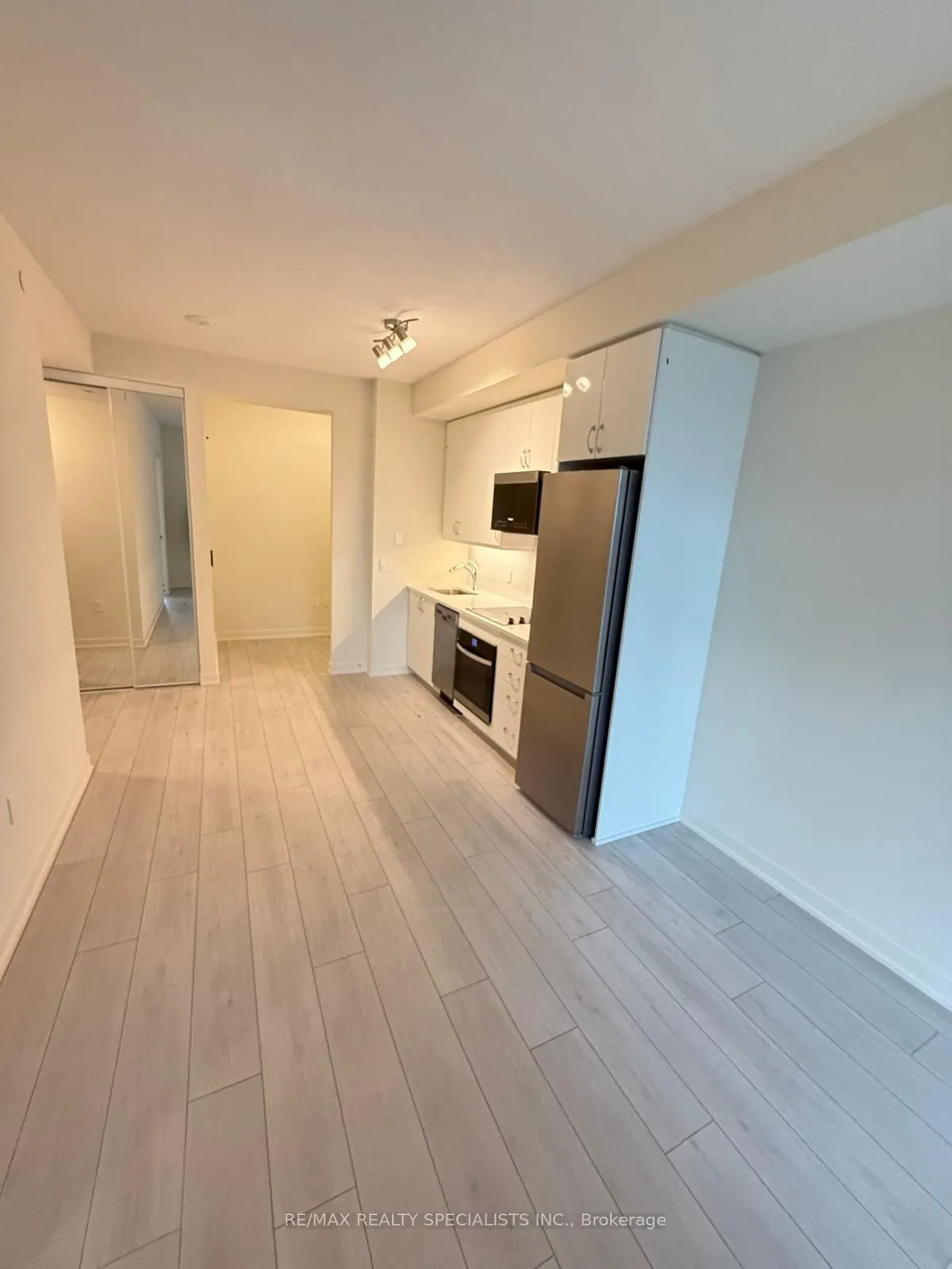 38 Annie Craig Drive #2707