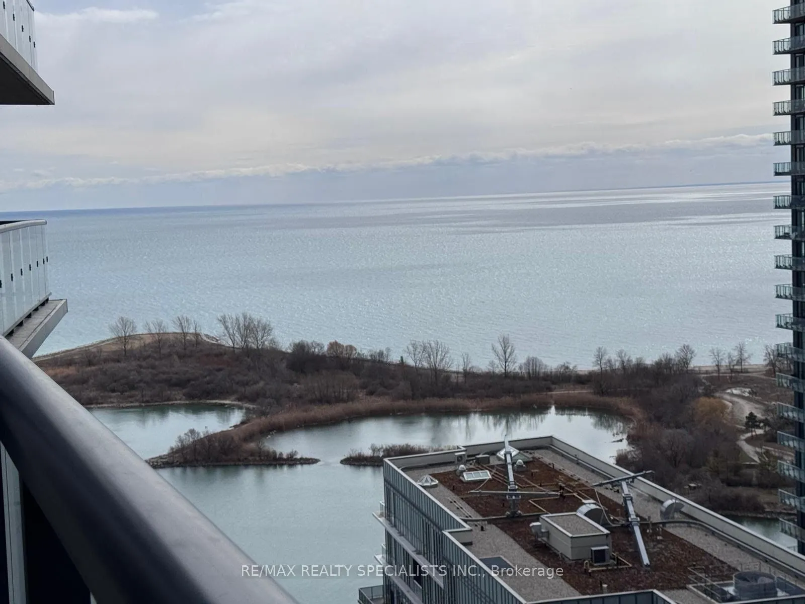 38 Annie Craig Drive #2707