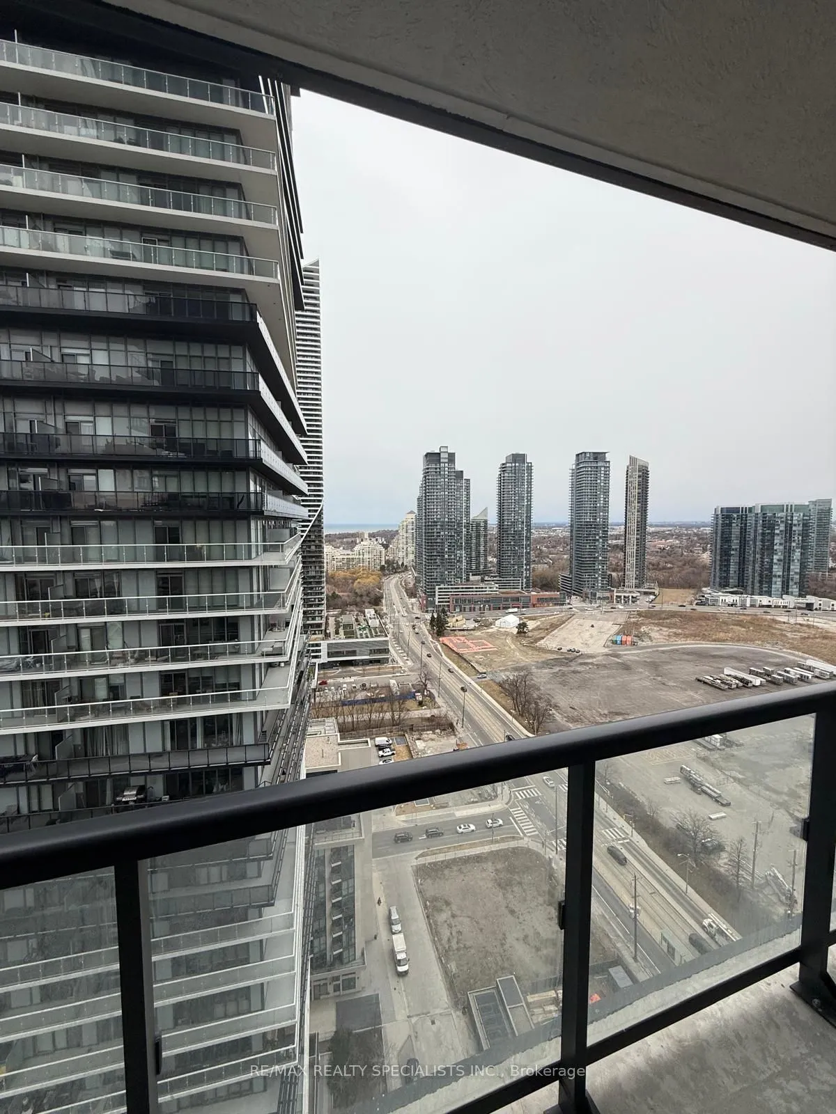 38 Annie Craig Drive #2707