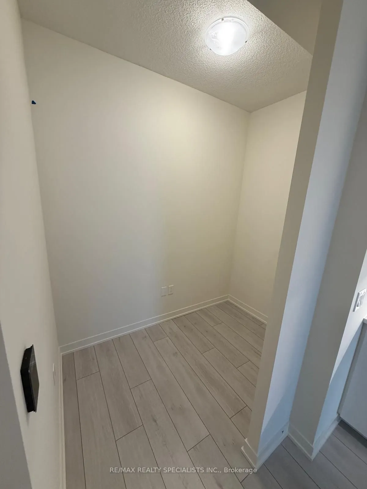 38 Annie Craig Drive #2707