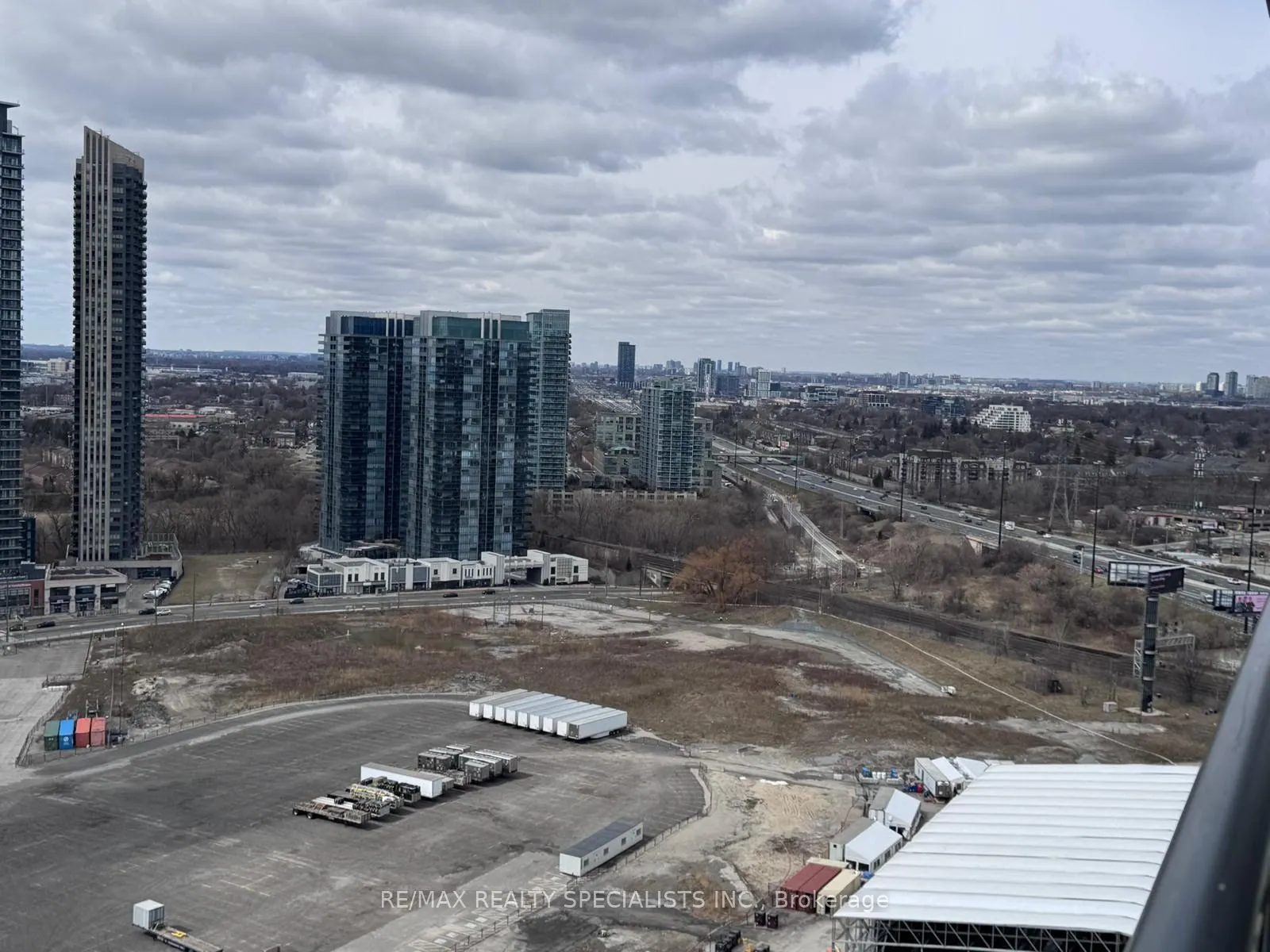 38 Annie Craig Drive #2707