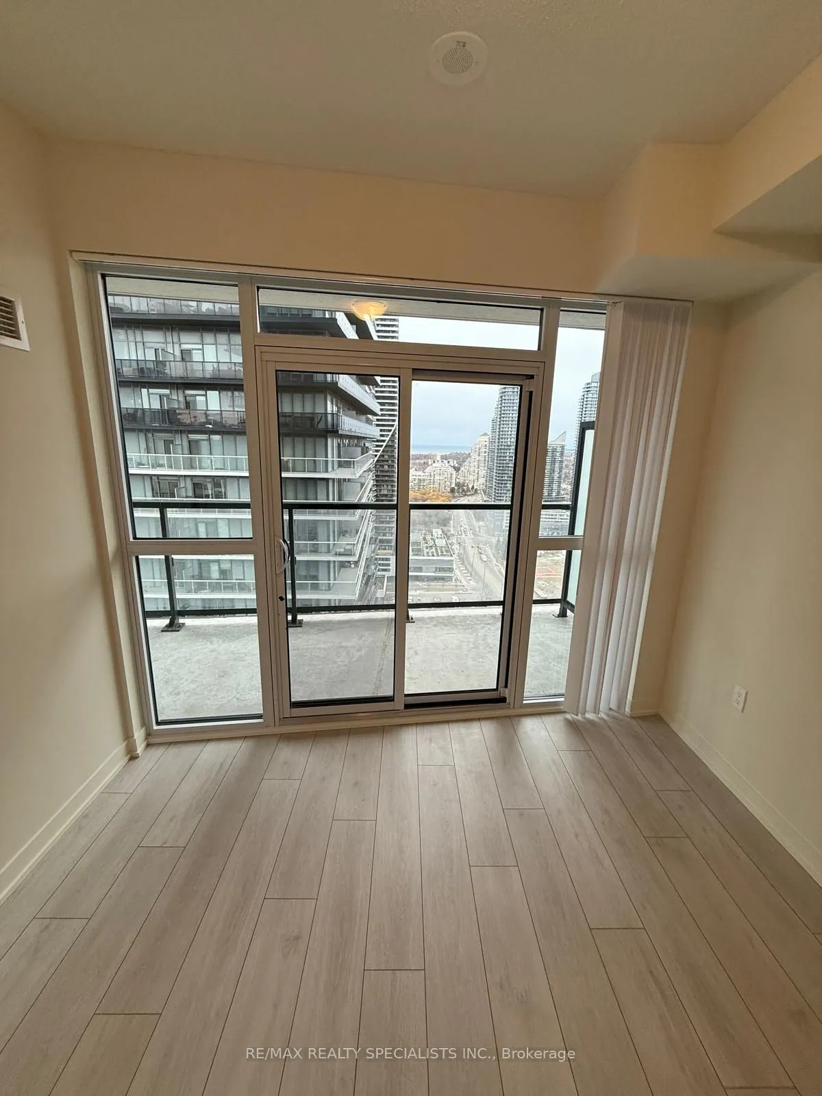 38 Annie Craig Drive #2707