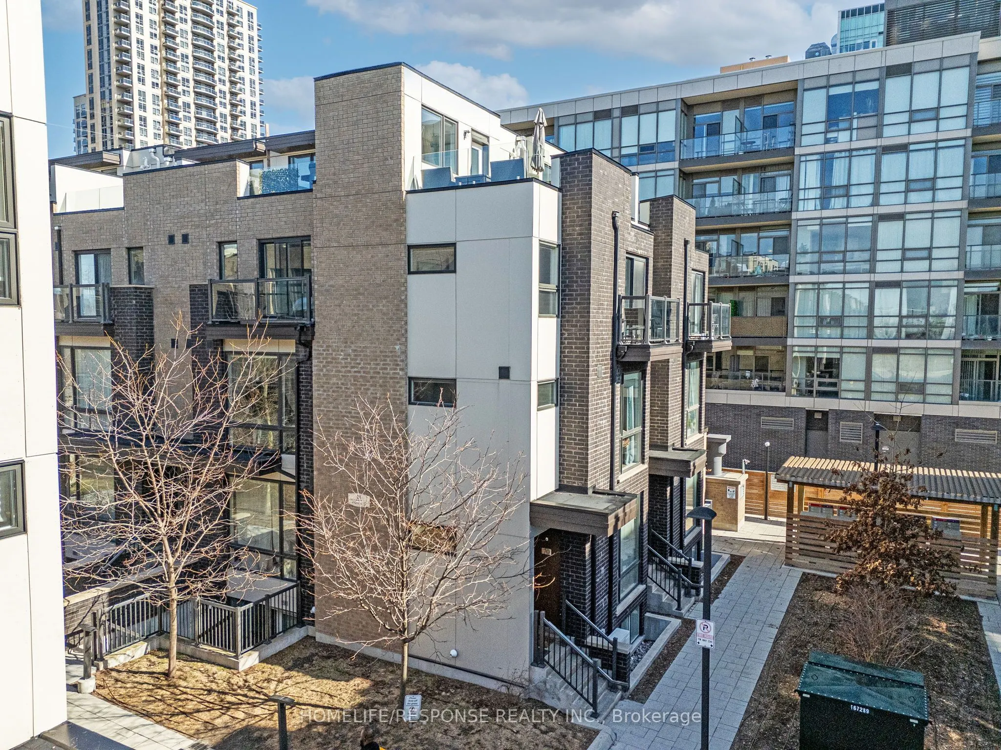 28 FIELDWAY Road, #69