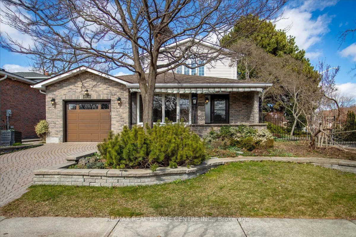 485 Gowland Crescent