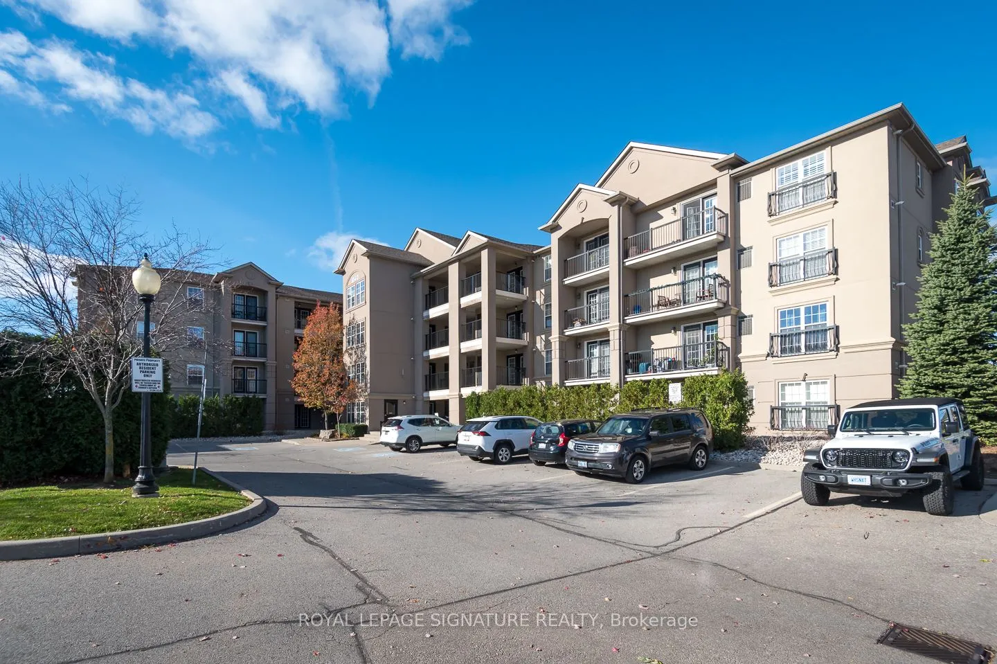 1340 Main Street E, #208