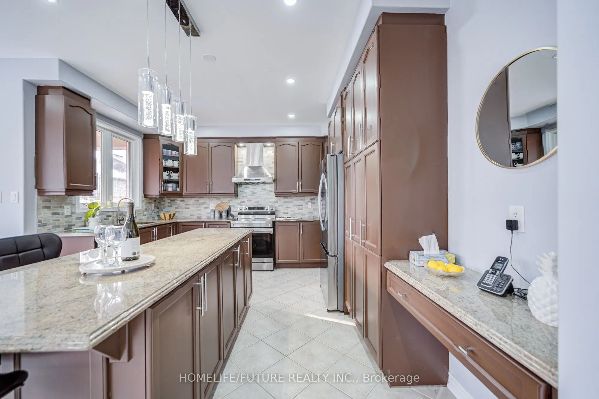342 Laundon Terrace