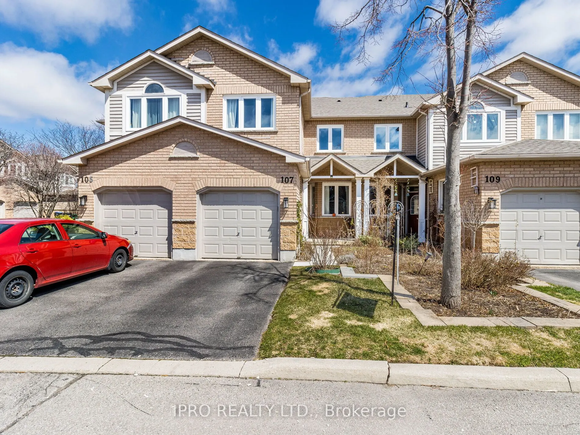 833 Scollard Court, #107