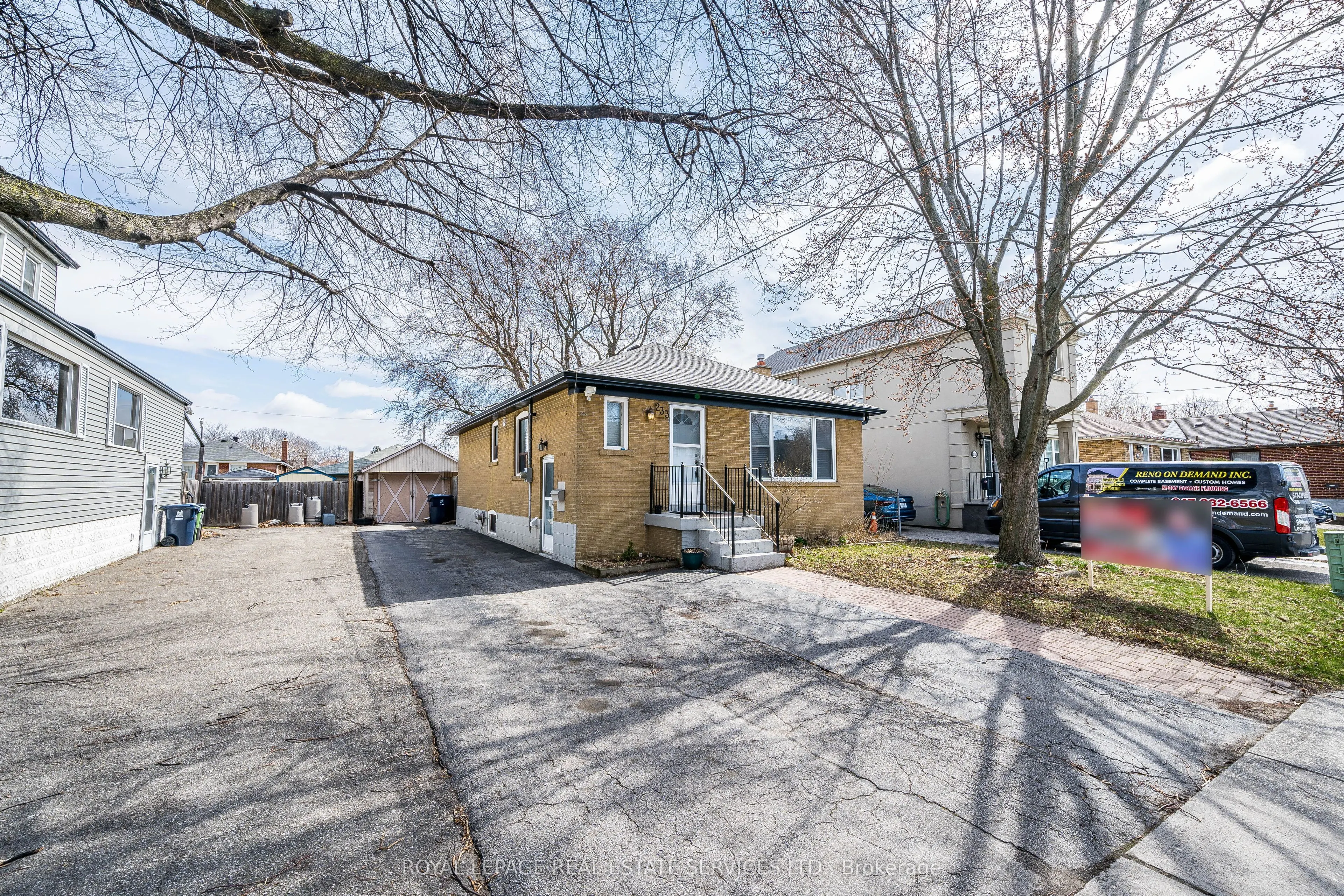 233 Beta Street #Upper