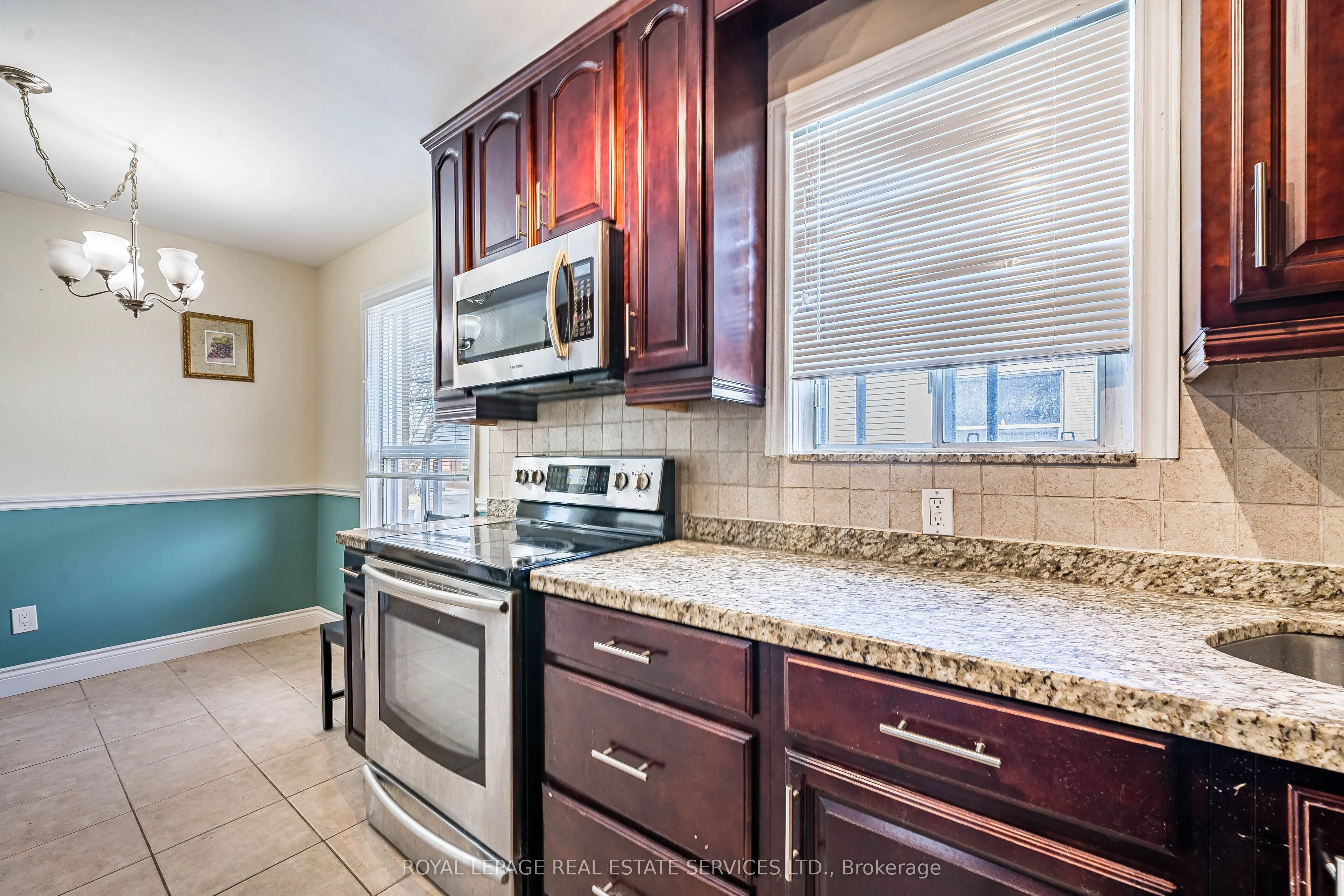 233 Beta Street #Upper