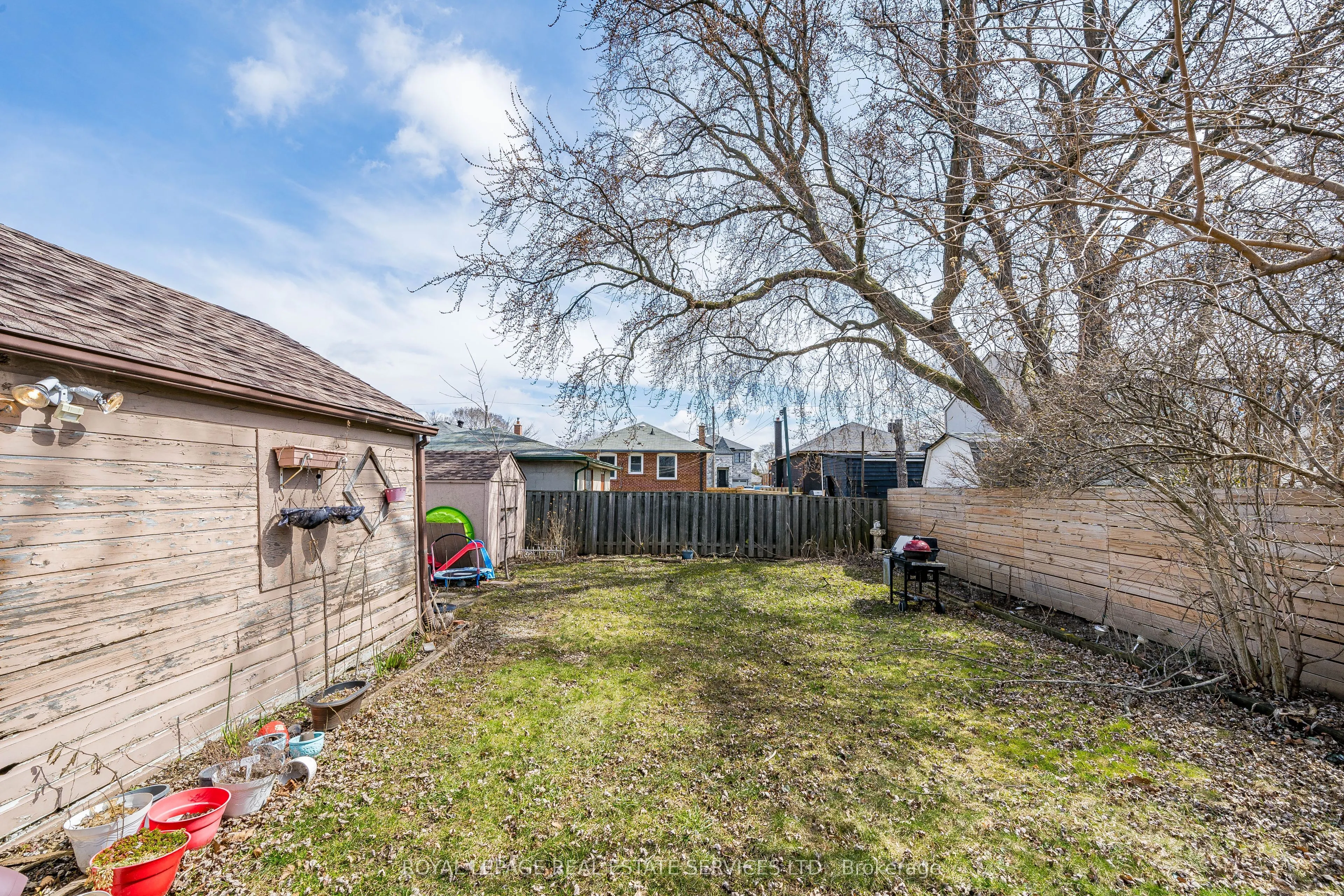 233 Beta Street #Upper