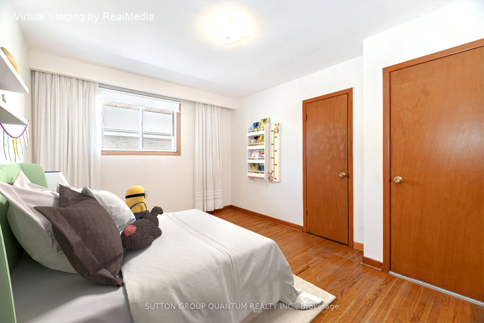 126 Angelene Street