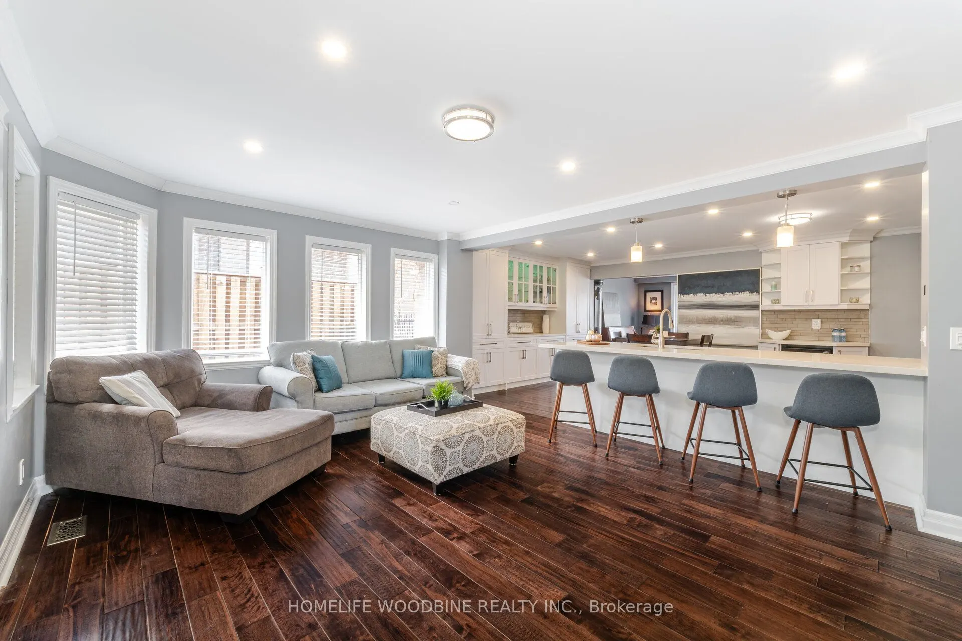 5 Stockman Crescent