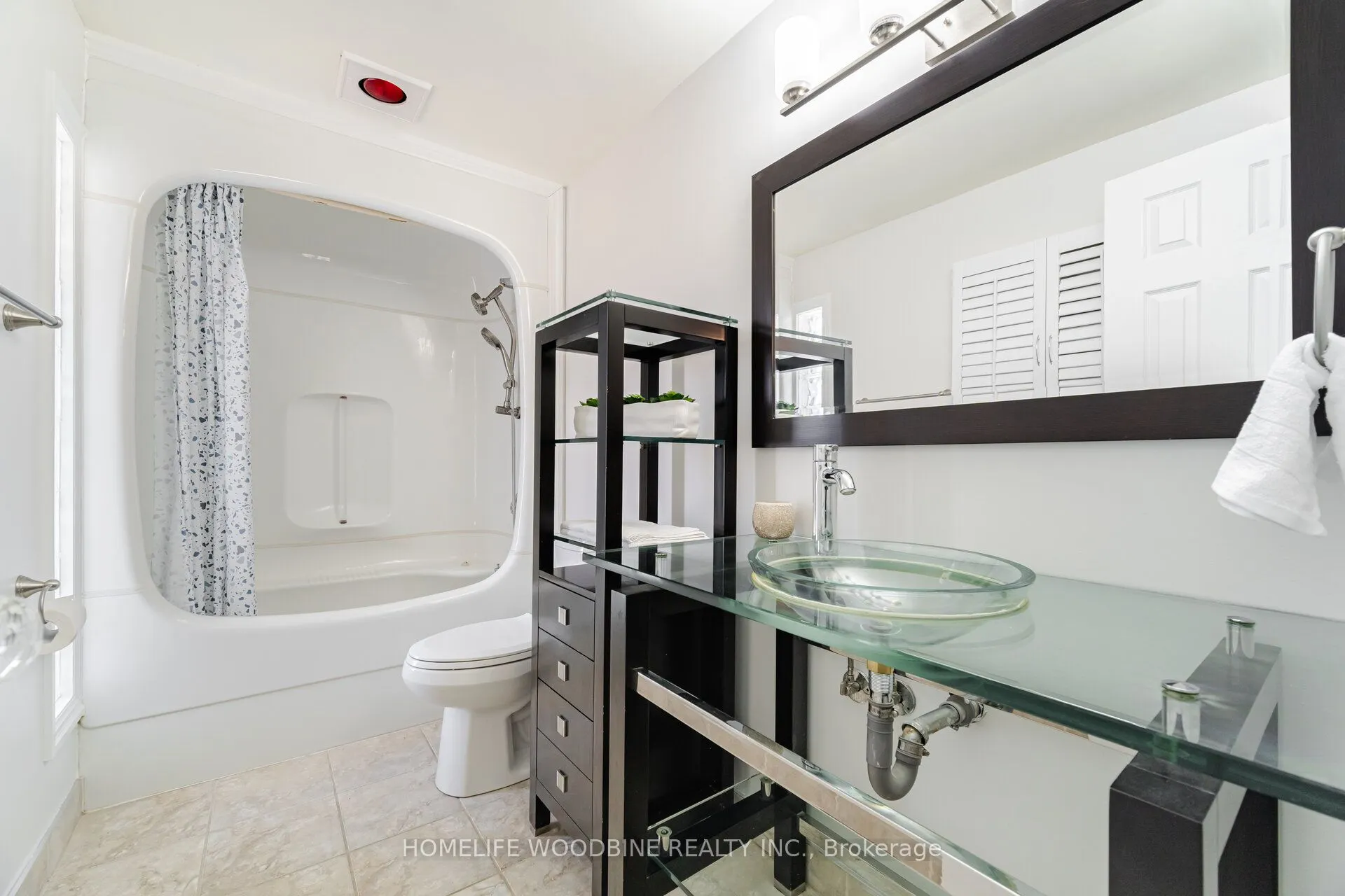 5 Stockman Crescent