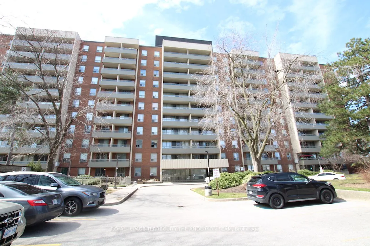 9 Four Winds Drive, #402