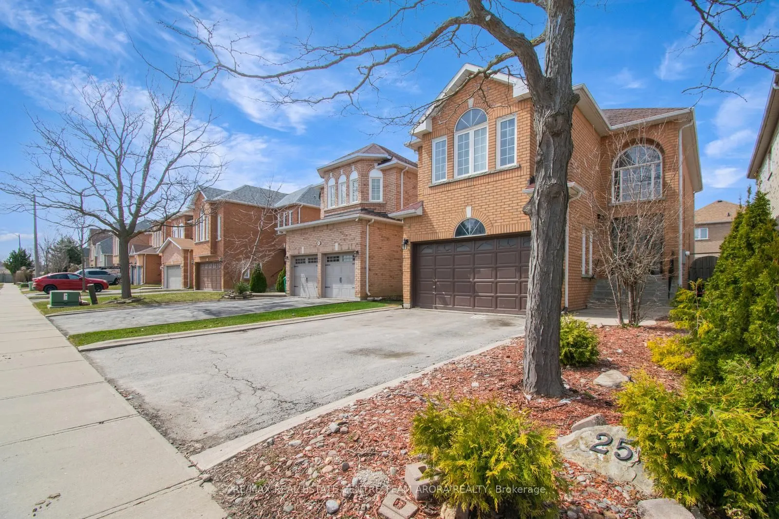 25 Sweet Briar Lane