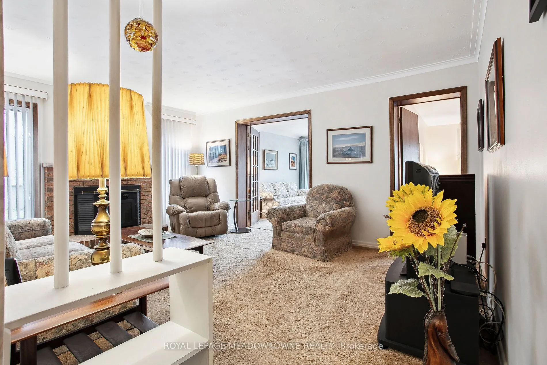123 Vista Drive W