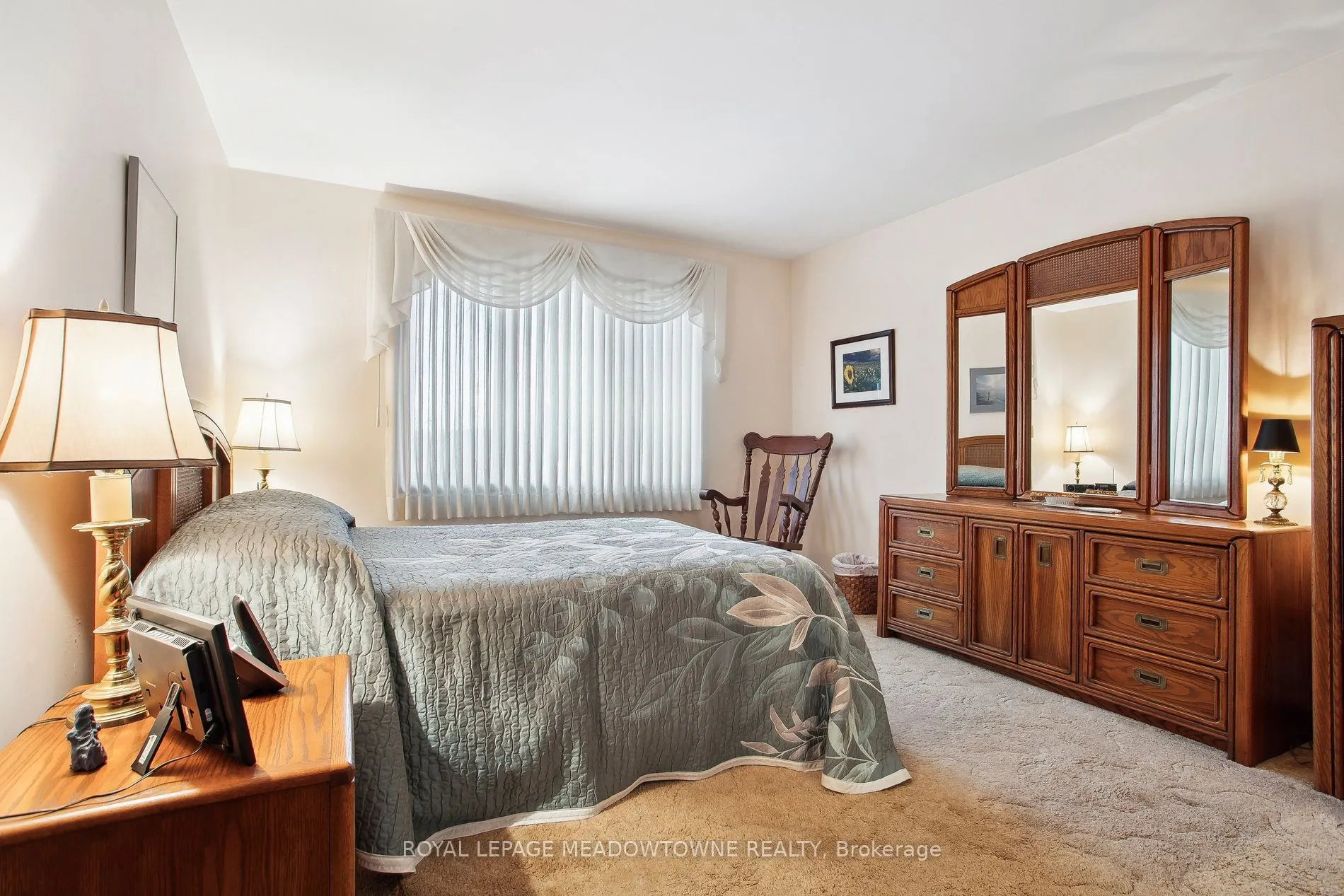 123 Vista Drive W