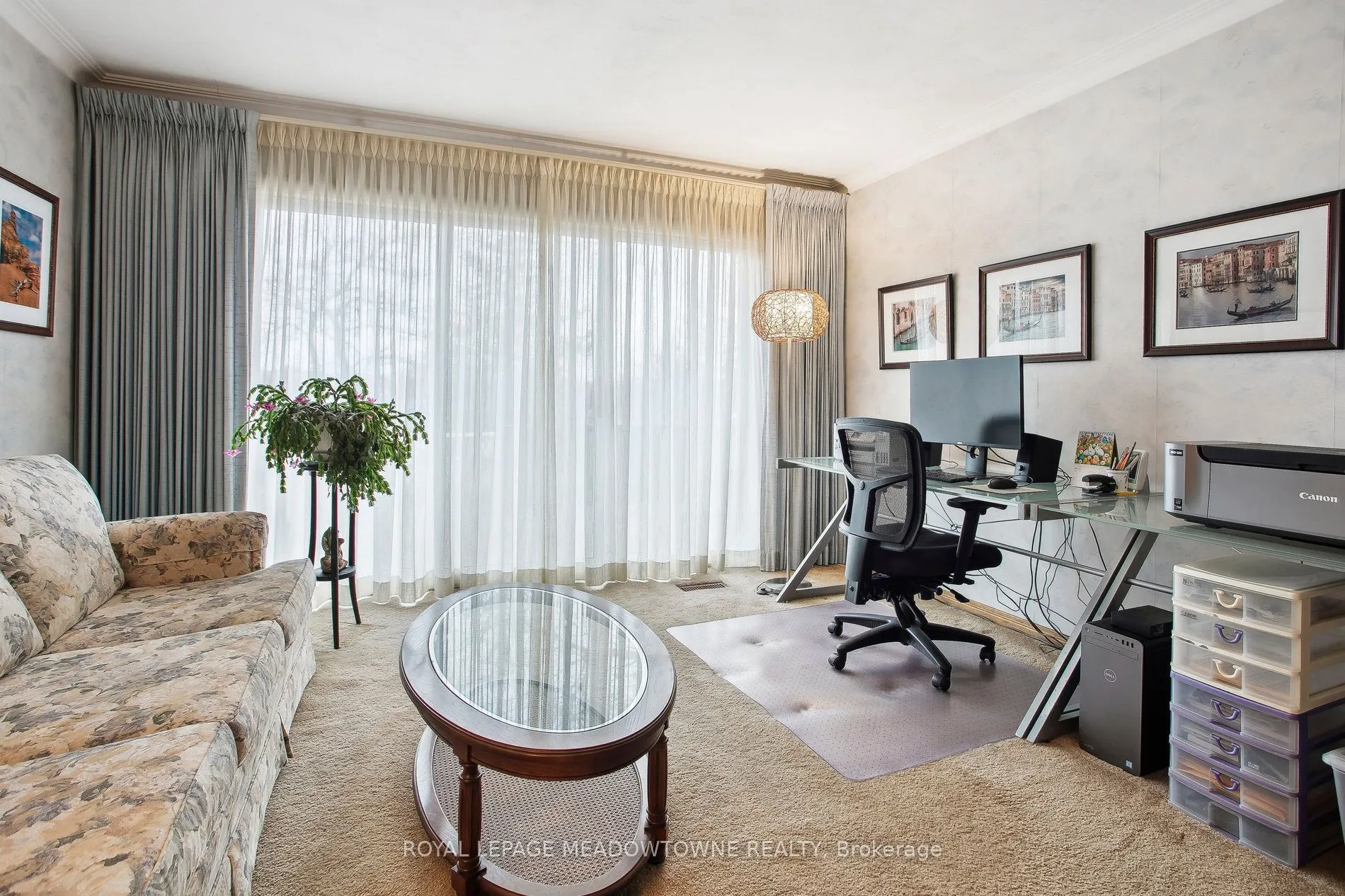 123 Vista Drive W
