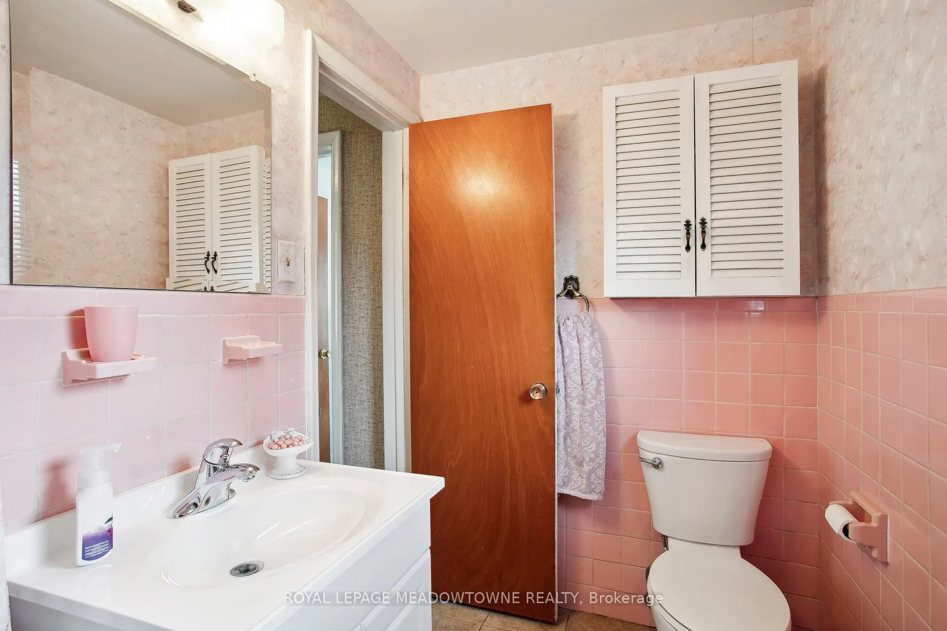 123 Vista Drive W