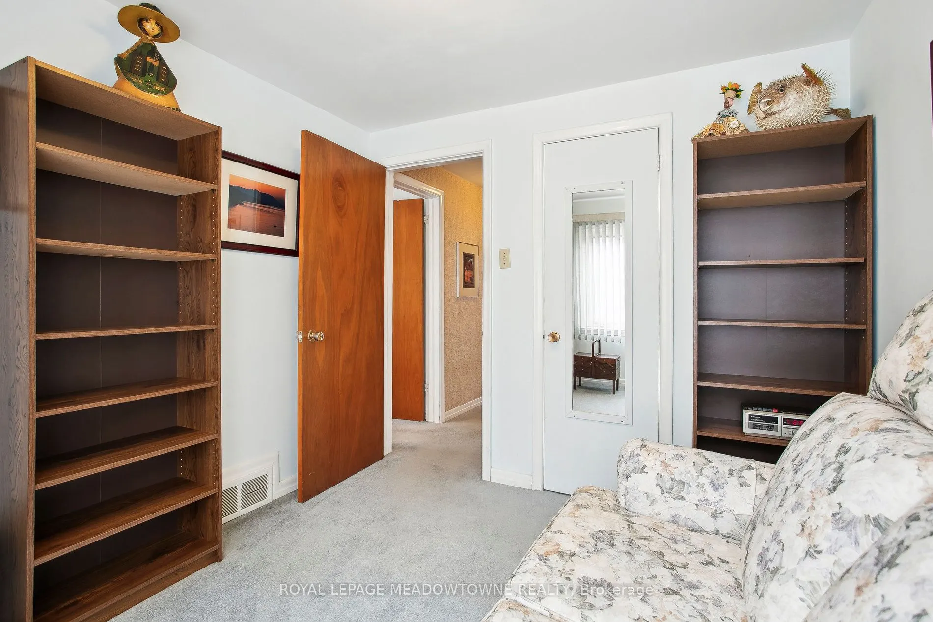 123 Vista Drive W