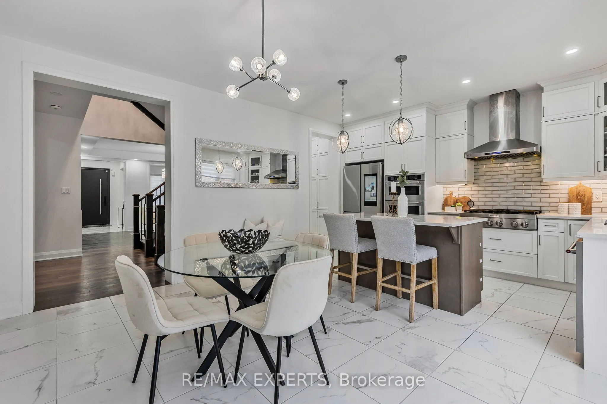 1411 Lobelia Crescent