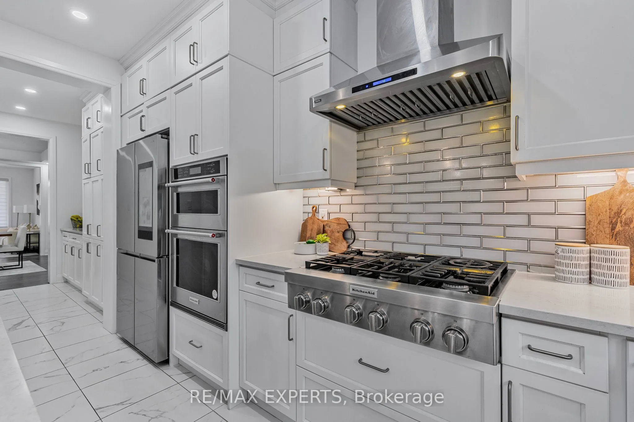 1411 Lobelia Crescent