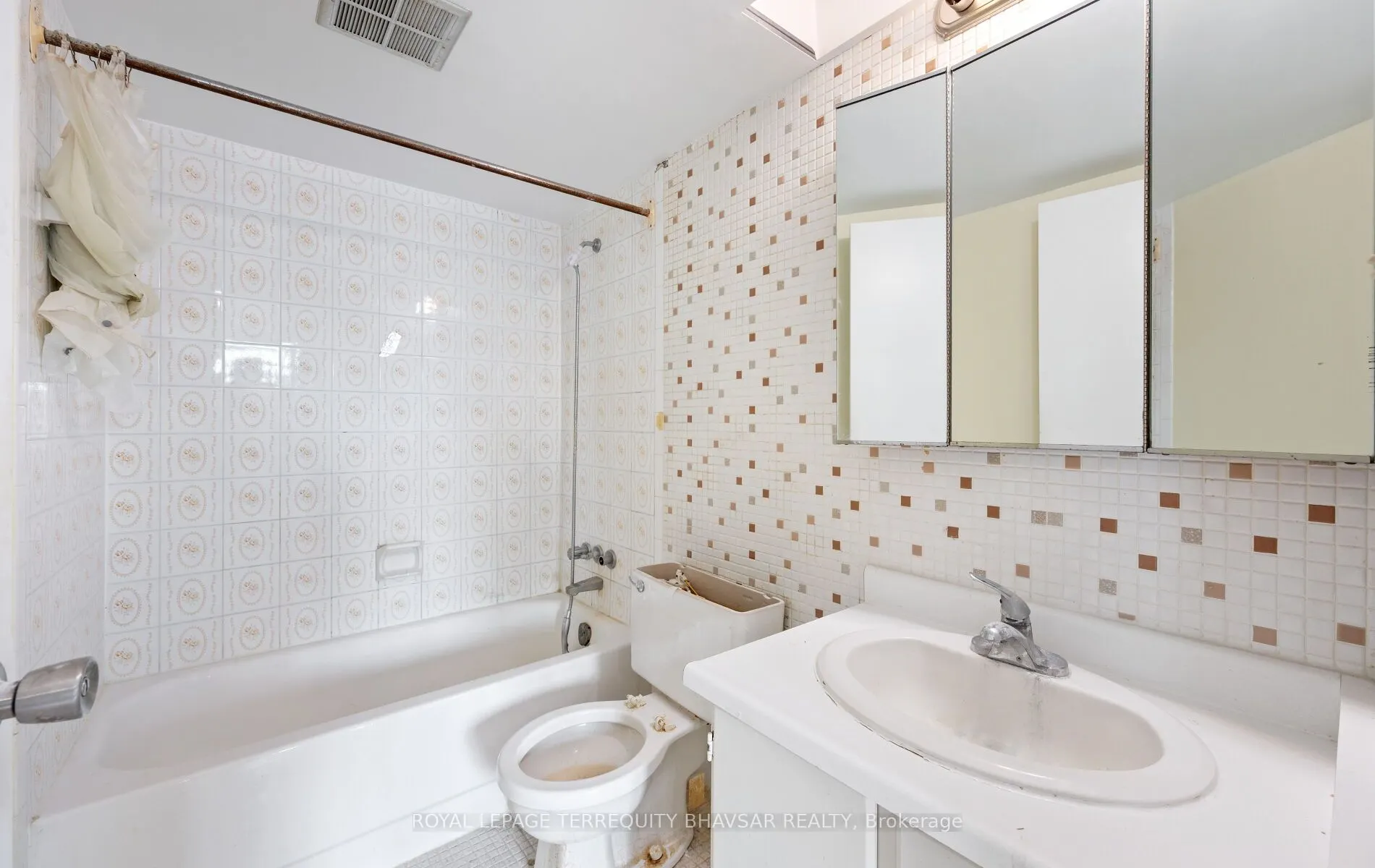 1580 Mississauga Valley Boulevard, #1611