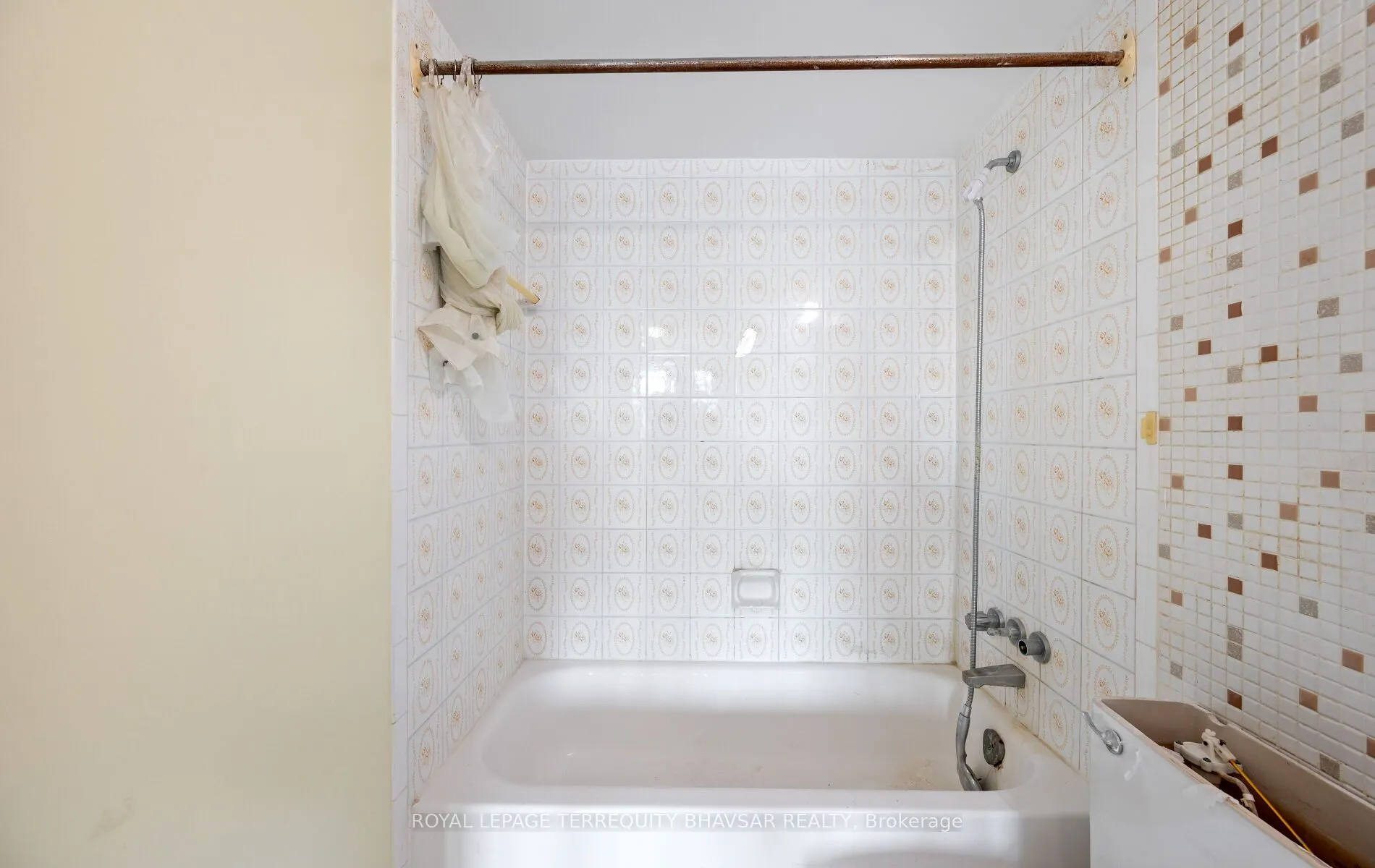 1580 Mississauga Valley Boulevard, #1611